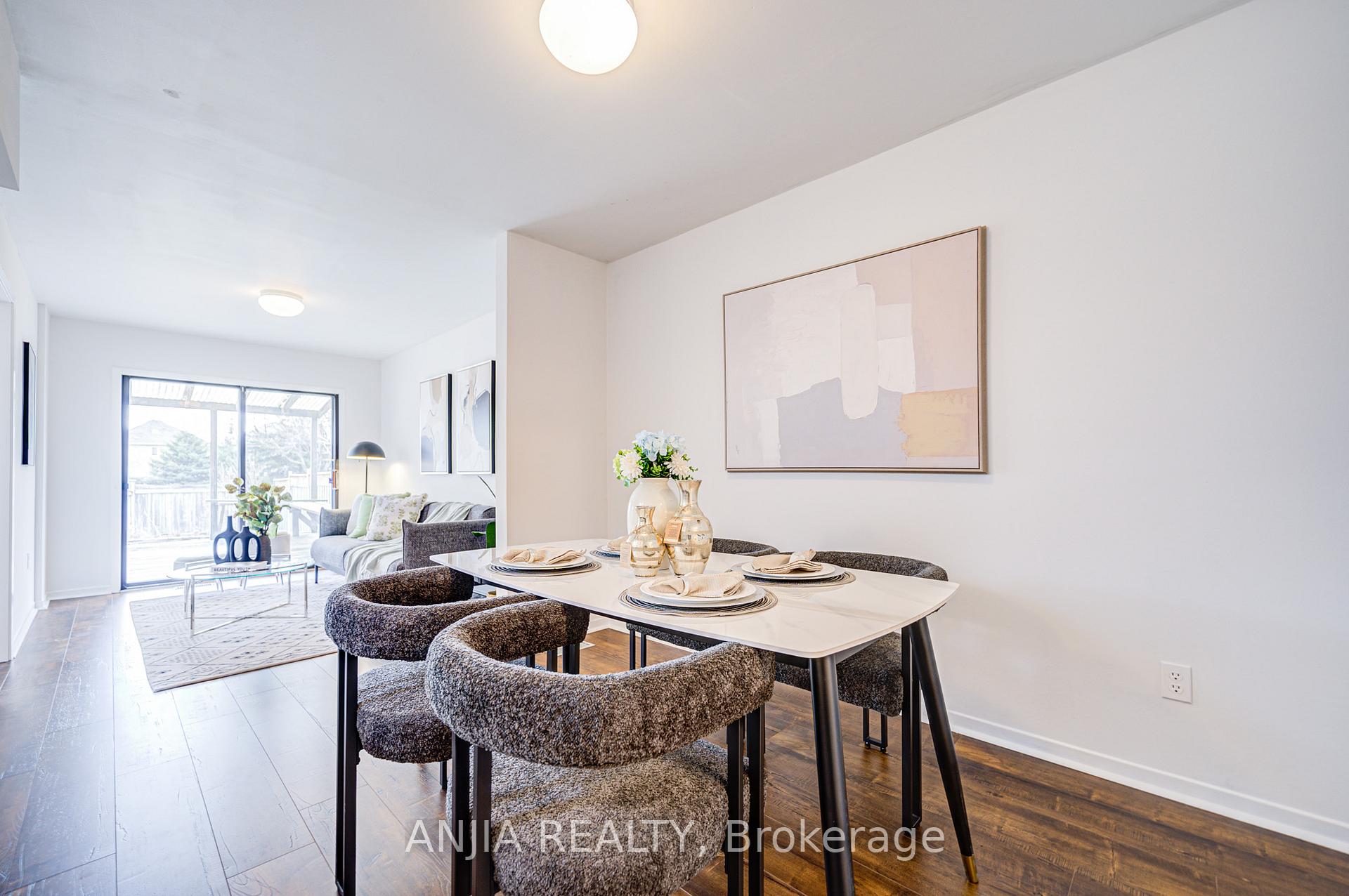 Photo 10 of 53 Stather Crescent, Markham, Milliken Mills East — HOMEH