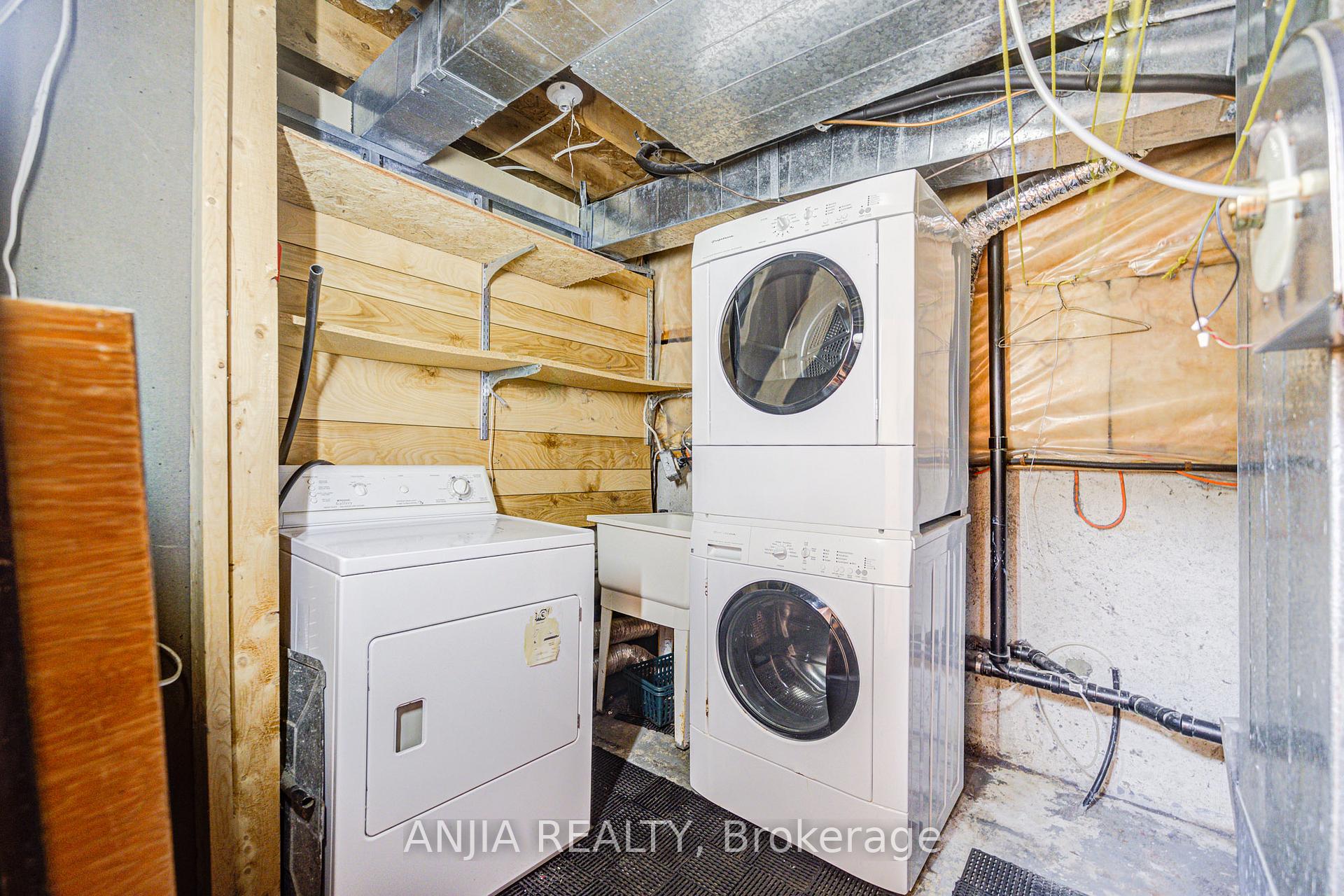 Photo 34 of 53 Stather Crescent, Markham, Milliken Mills East — HOMEH