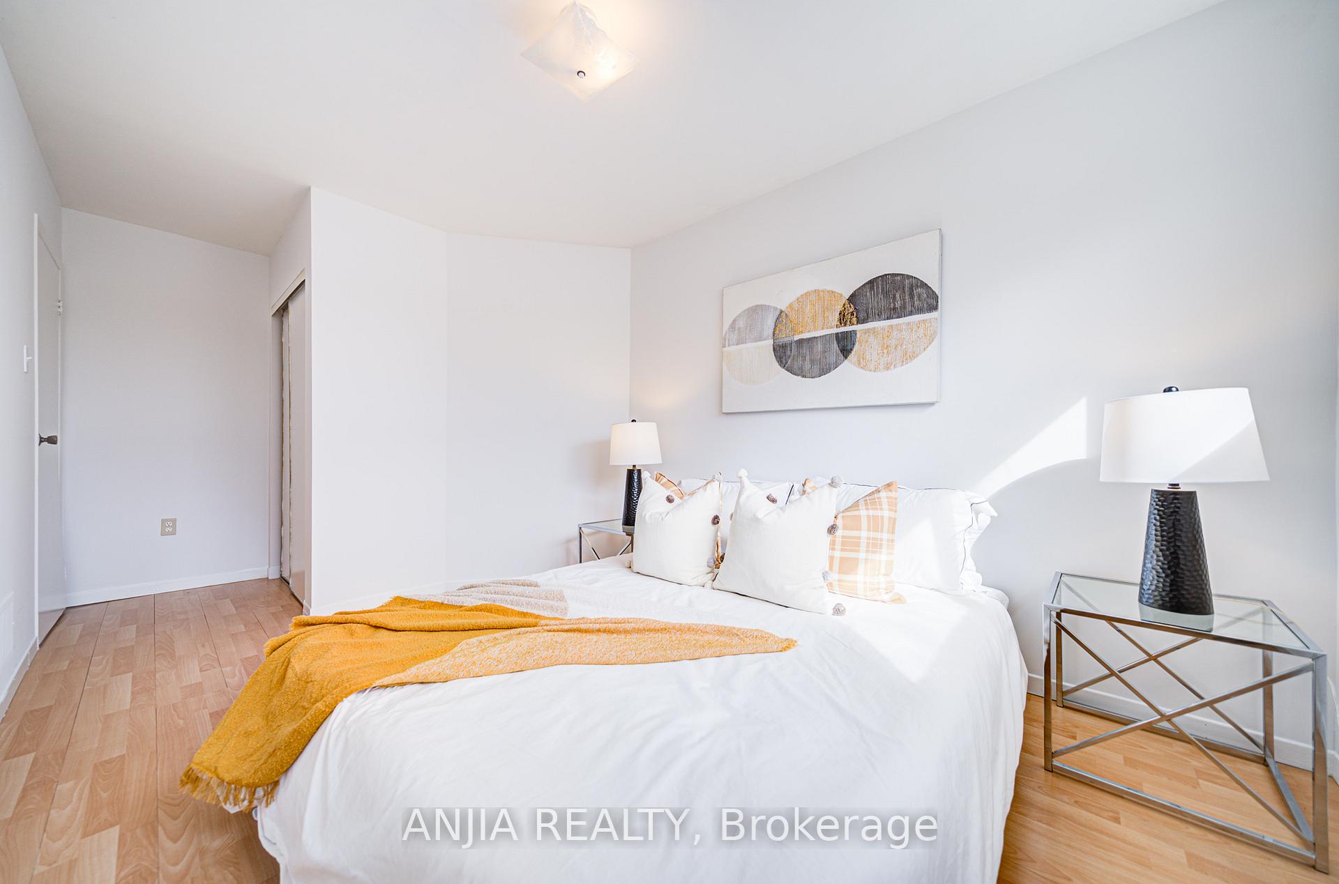 Photo 35 of 53 Stather Crescent, Markham, Milliken Mills East — HOMEH