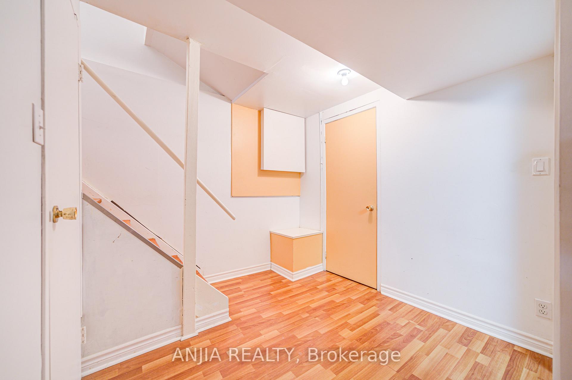 Photo 39 of 53 Stather Crescent, Markham, Milliken Mills East — HOMEH