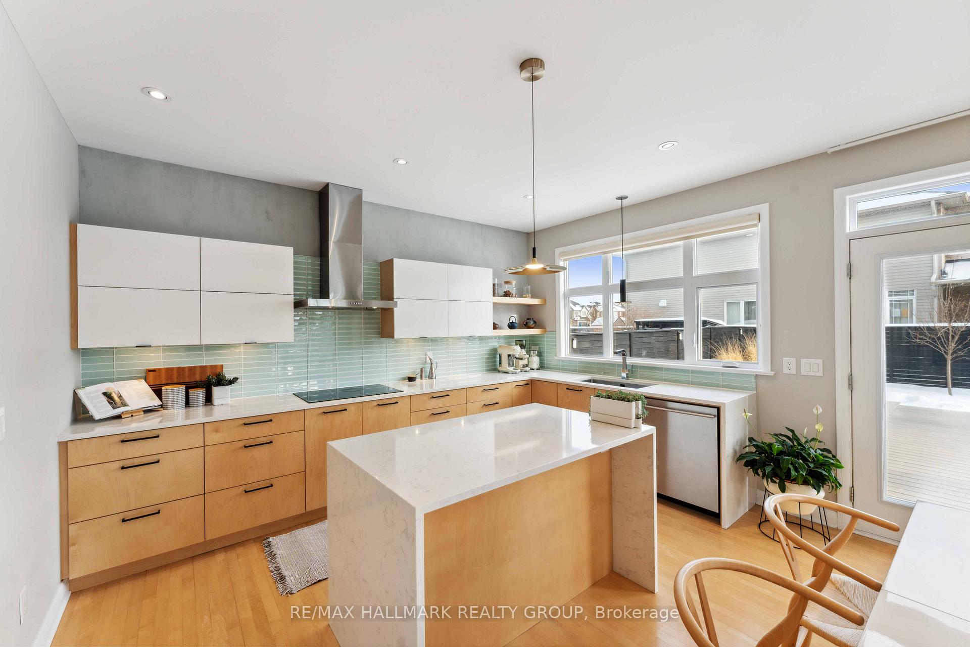 Photo 9 of 159 Escarpment Crescent, Ottawa, Kanata - Kanata Lakes/Heritage Hills — HOMEH