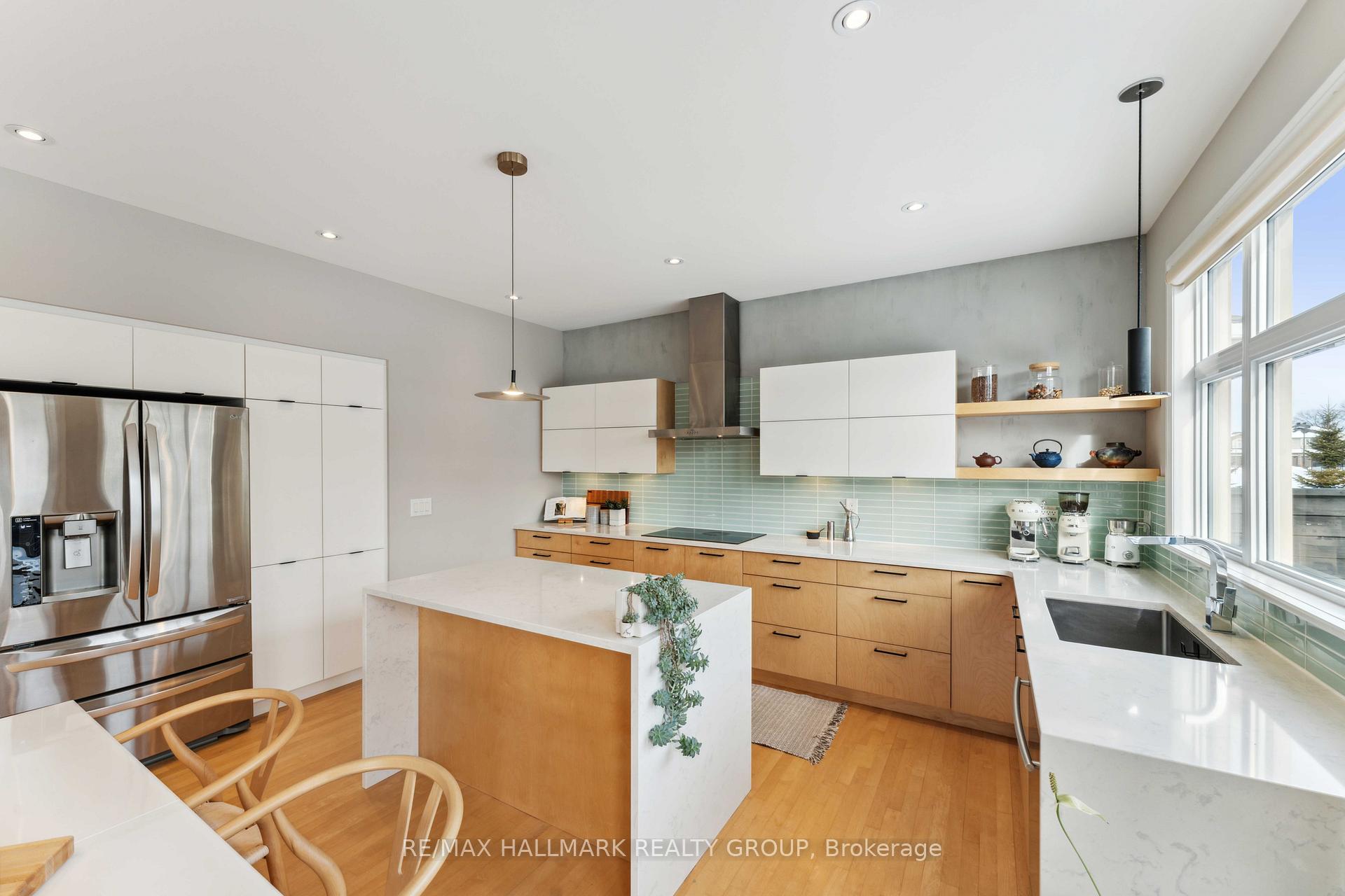 Photo 10 of 159 Escarpment Crescent, Ottawa, Kanata - Kanata Lakes/Heritage Hills — HOMEH