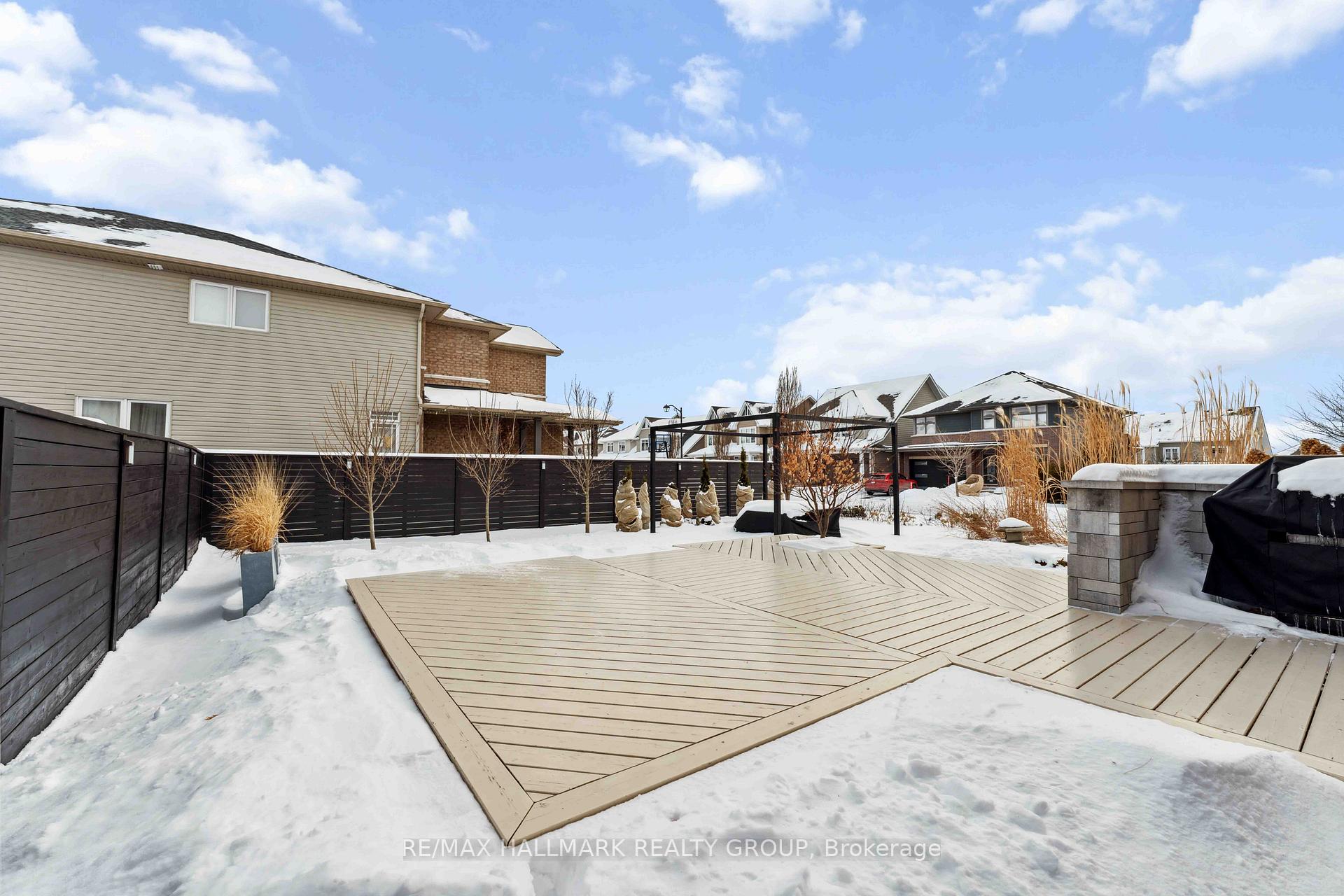 Photo 33 of 159 Escarpment Crescent, Ottawa, Kanata - Kanata Lakes/Heritage Hills — HOMEH