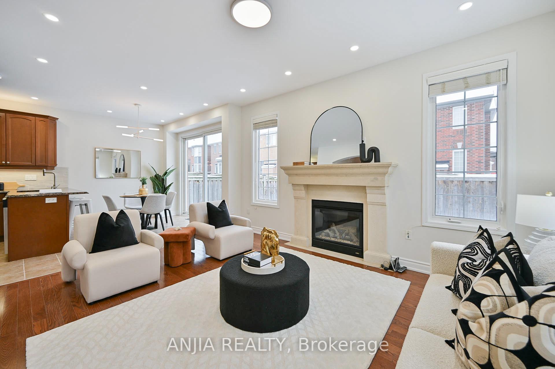 Photo 13 of 68 Kelly Crescent, Markham, Wismer — HOMEH