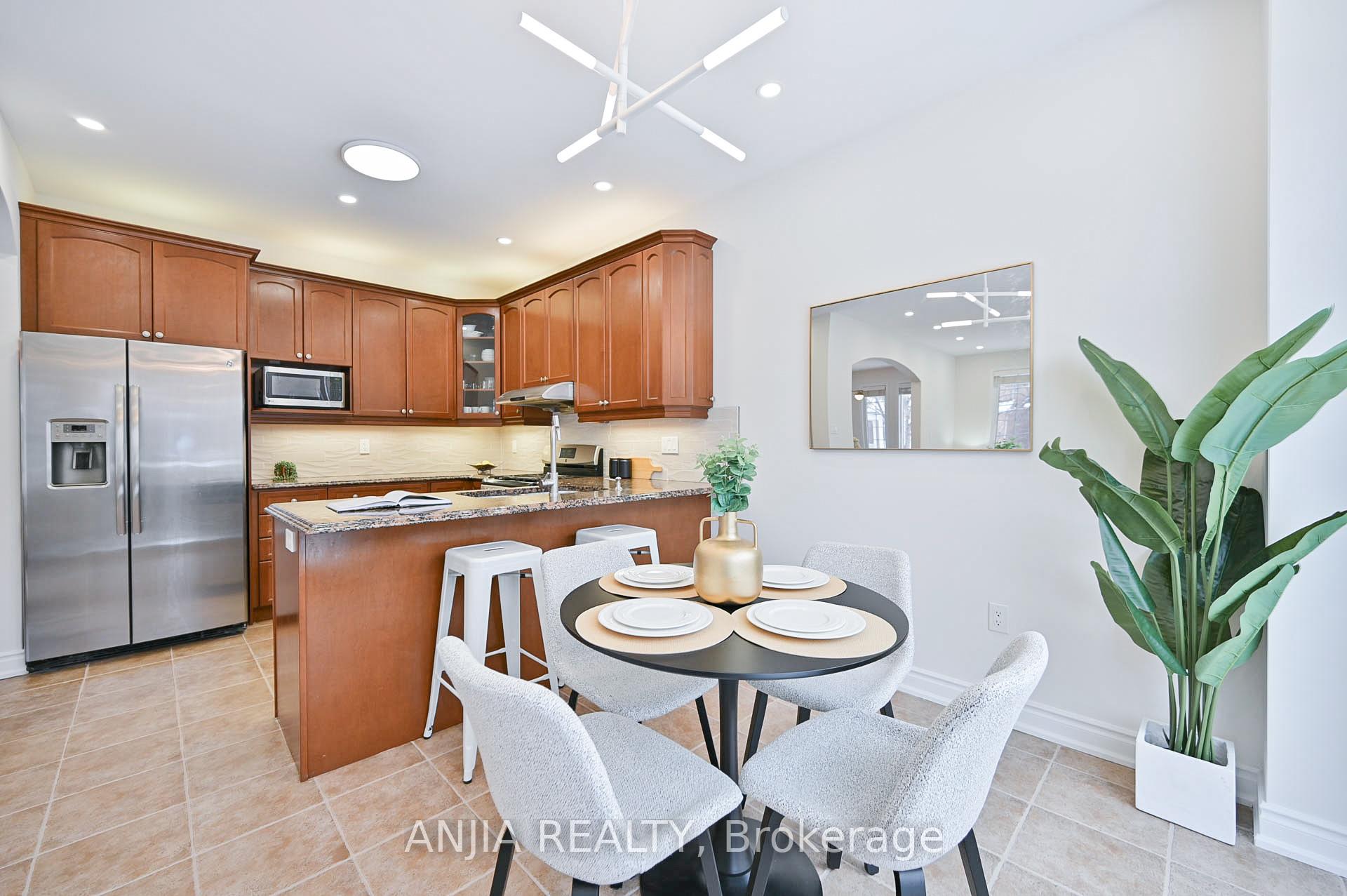 Photo 14 of 68 Kelly Crescent, Markham, Wismer — HOMEH