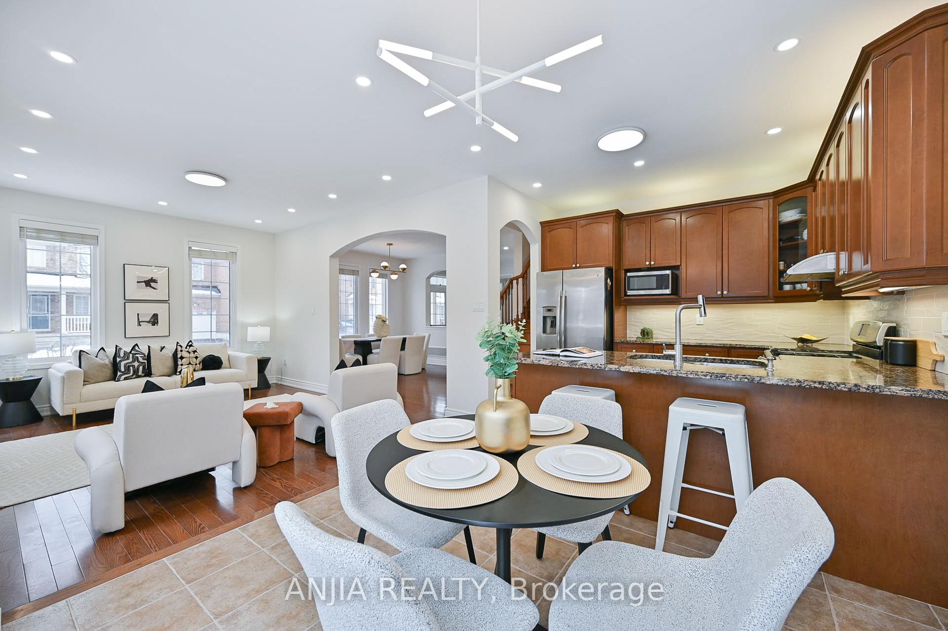 Photo 15 of 68 Kelly Crescent, Markham, Wismer — HOMEH