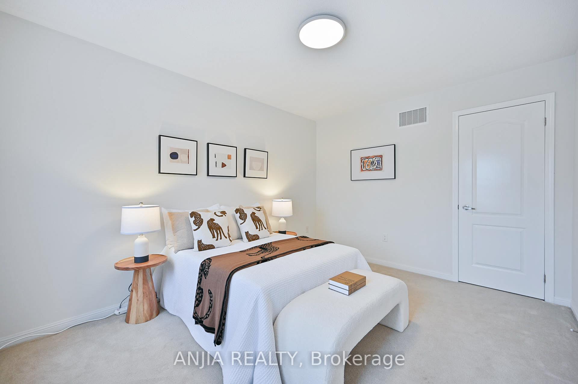 Photo 32 of 68 Kelly Crescent, Markham, Wismer — HOMEH