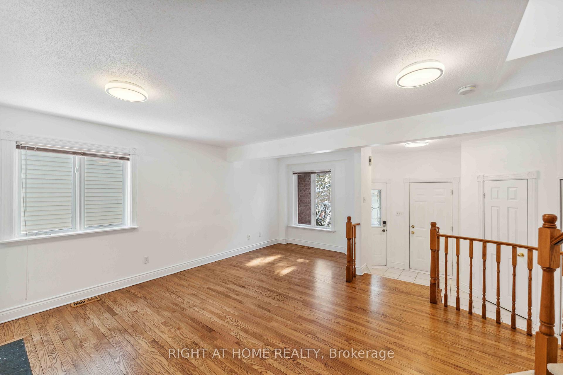 Photo 5 of 108 Blackdome Crescent, Ottawa, Kanata - Kanata Lakes/Heritage Hills — HOMEH