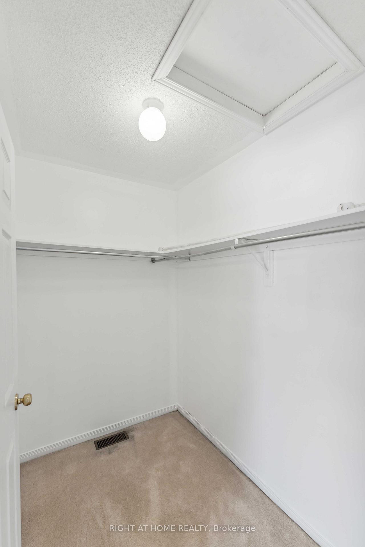 Photo 18 of 108 Blackdome Crescent, Ottawa, Kanata - Kanata Lakes/Heritage Hills — HOMEH