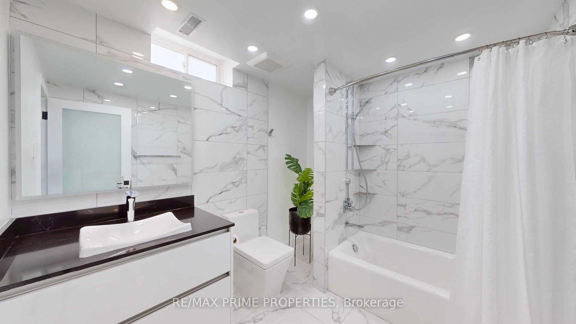 Photo 41 of 5 Mary Elizabeth Crescent, Markham, Buttonville — HOMEH