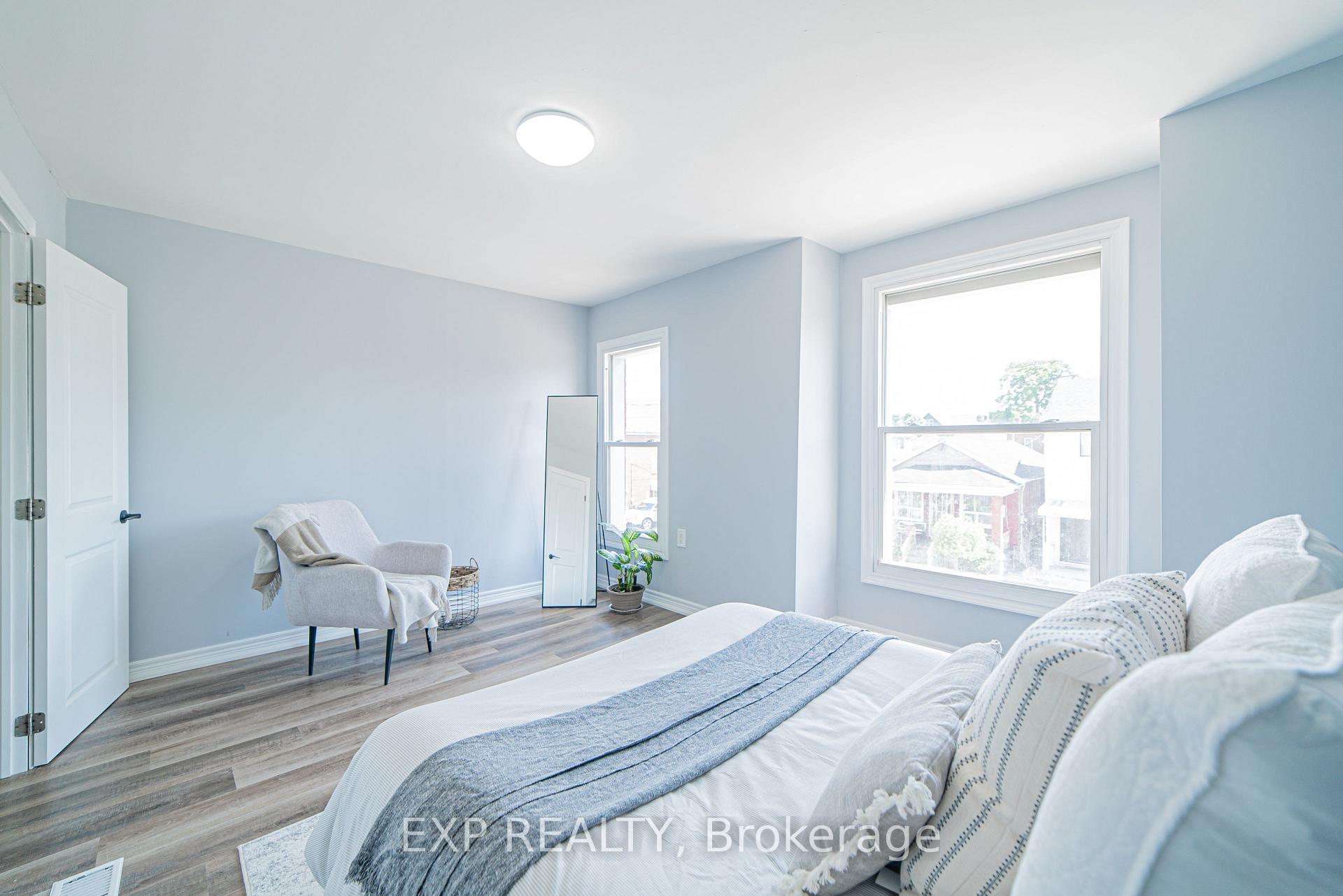 Photo 22 of 17 Kinrade Avenue, Hamilton, Gibson — HOMEH