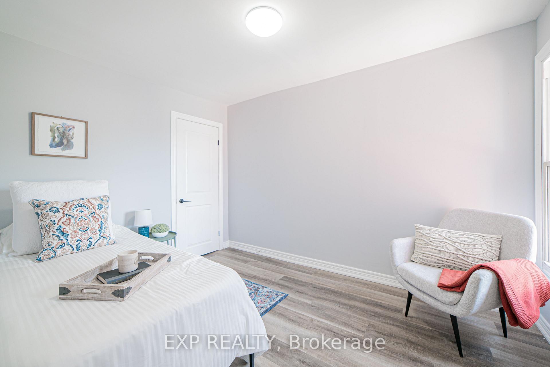 Photo 24 of 17 Kinrade Avenue, Hamilton, Gibson — HOMEH