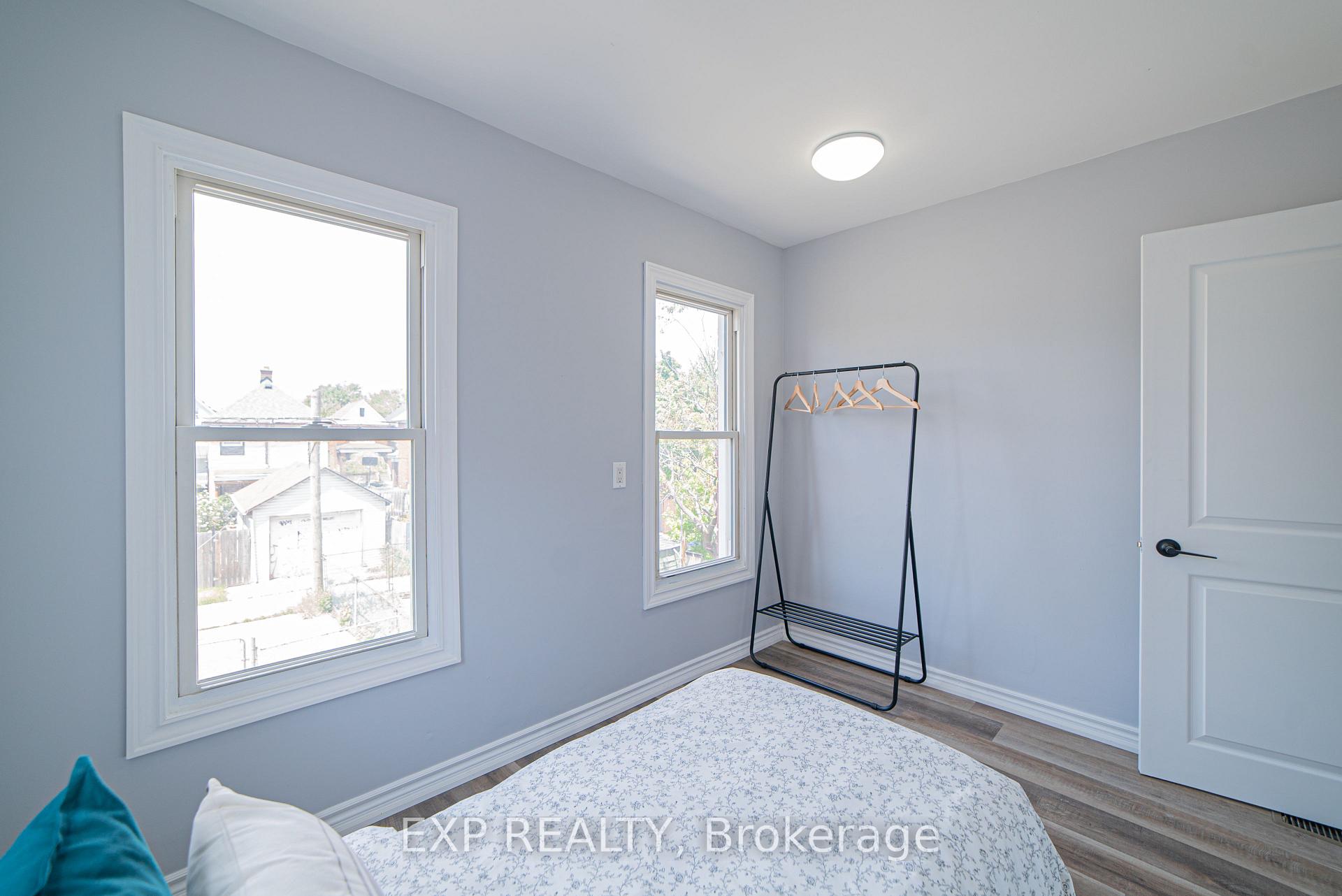Photo 27 of 17 Kinrade Avenue, Hamilton, Gibson — HOMEH