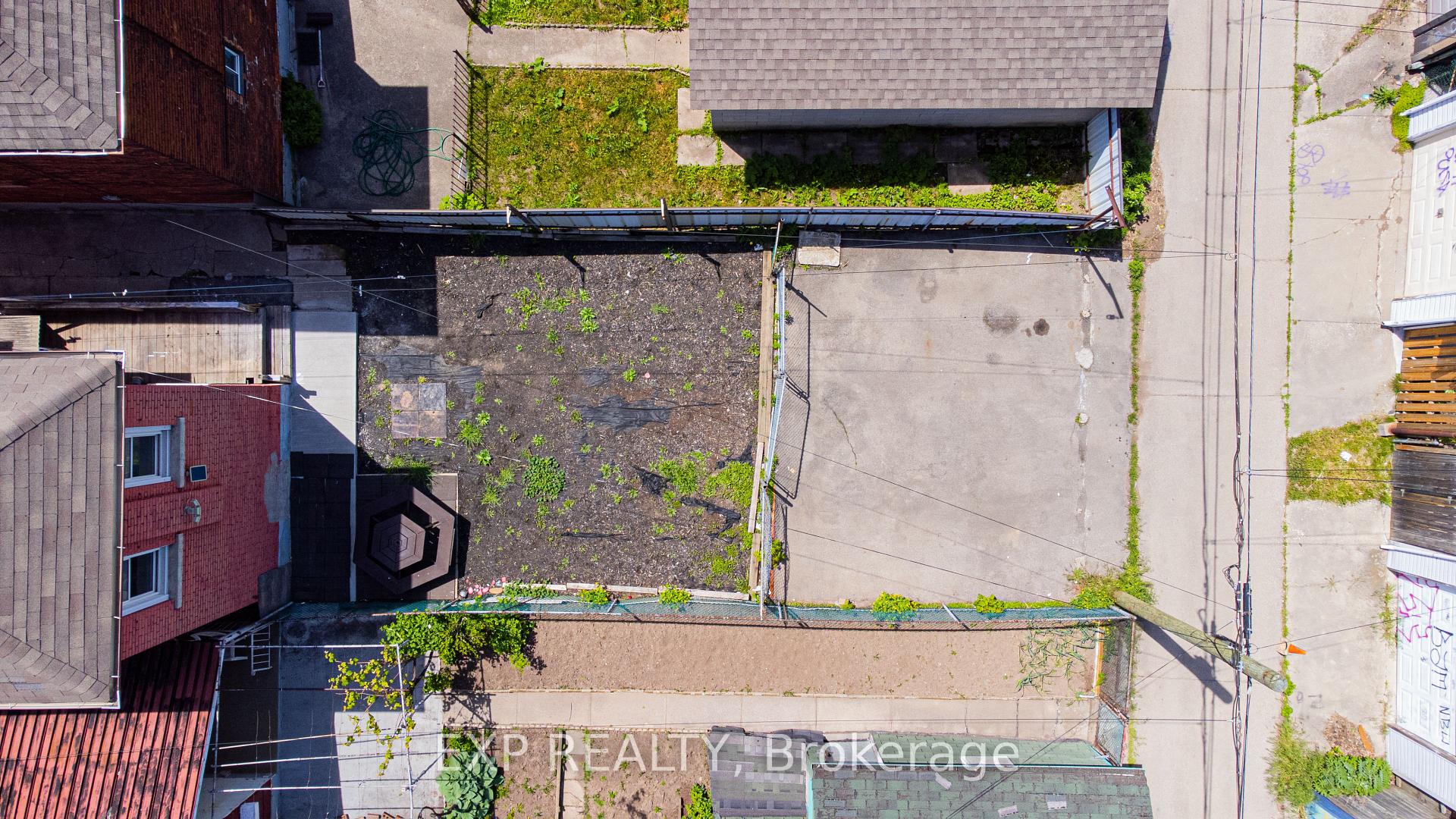 Photo 38 of 17 Kinrade Avenue, Hamilton, Gibson — HOMEH