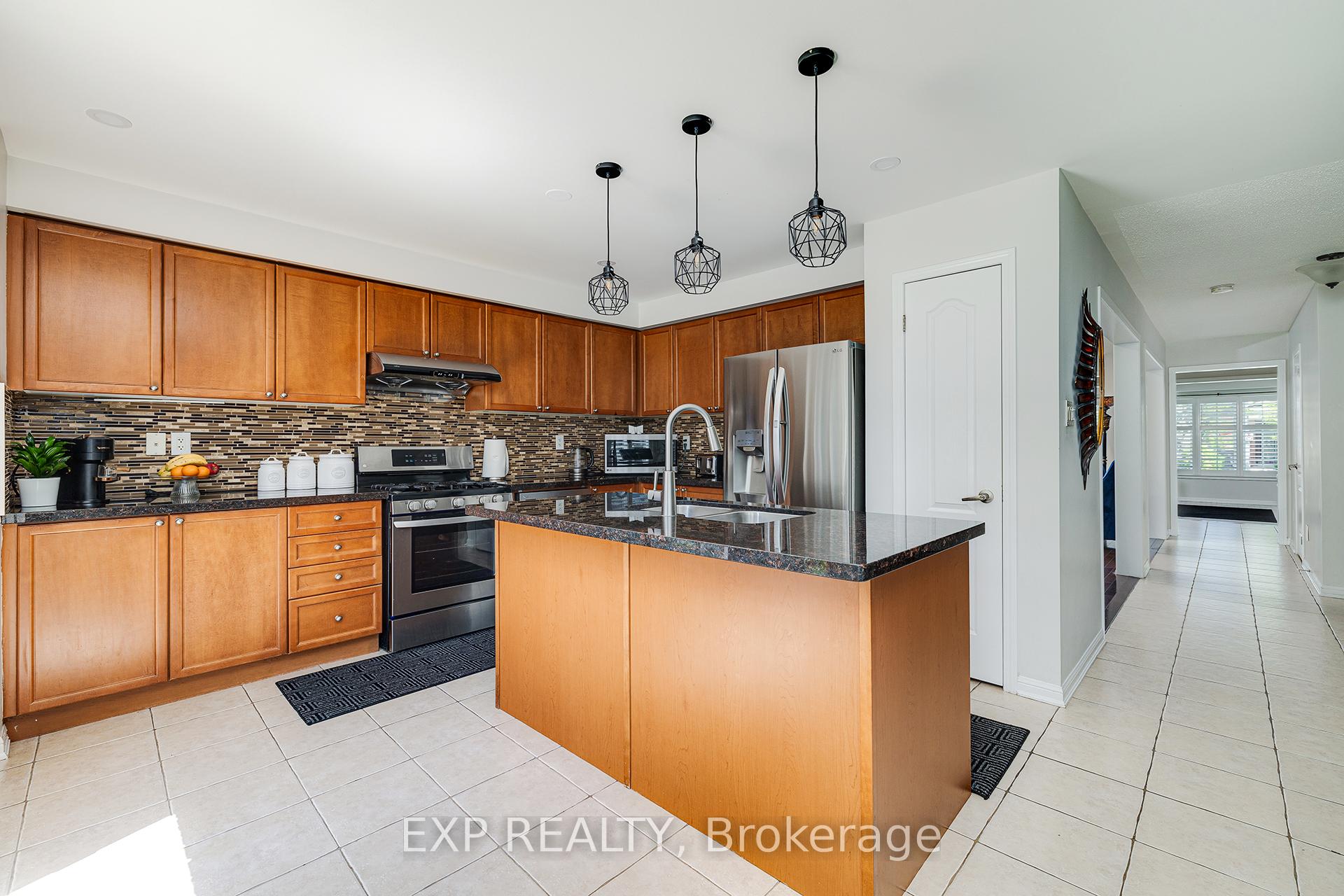 Photo 6 of 951 Cousens Terrace, Milton, Coates — HOMEH