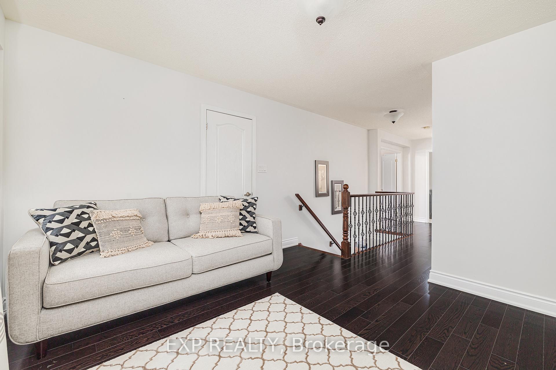 Photo 8 of 951 Cousens Terrace, Milton, Coates — HOMEH