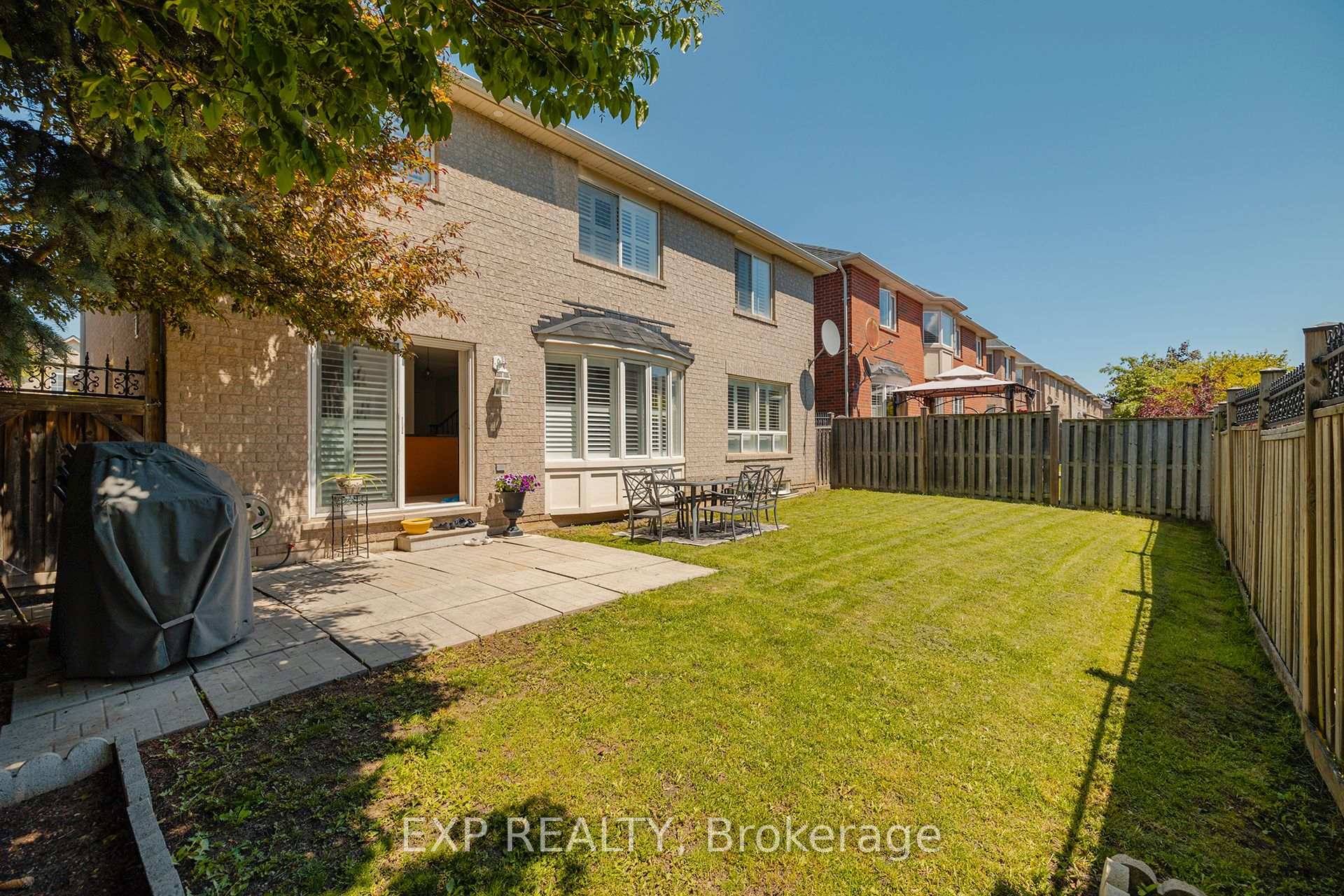 Photo 28 of 951 Cousens Terrace, Milton, Coates — HOMEH