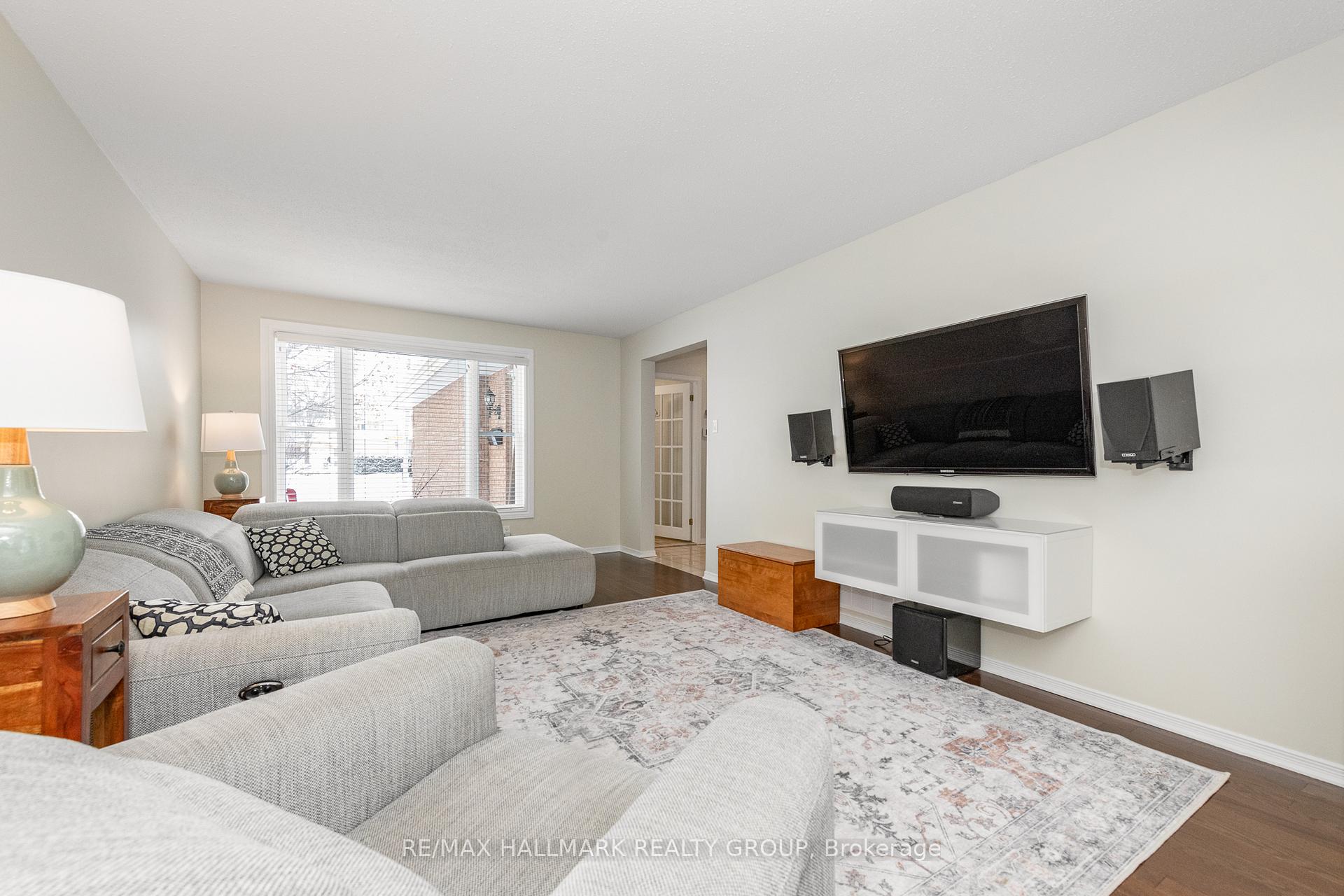 Photo 6 of 47 Willow Glen Drive, Ottawa, Kanata - Bridlewood — HOMEH