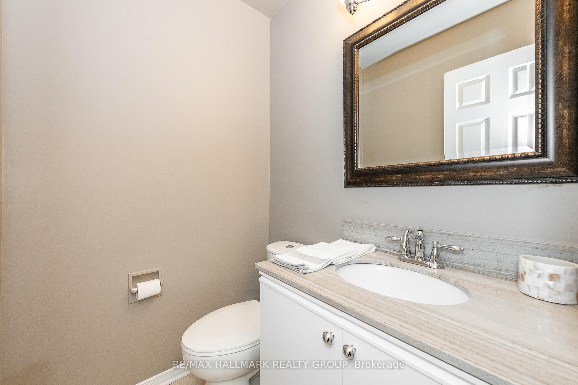 Photo 19 of 47 Willow Glen Drive, Ottawa, Kanata - Bridlewood — HOMEH