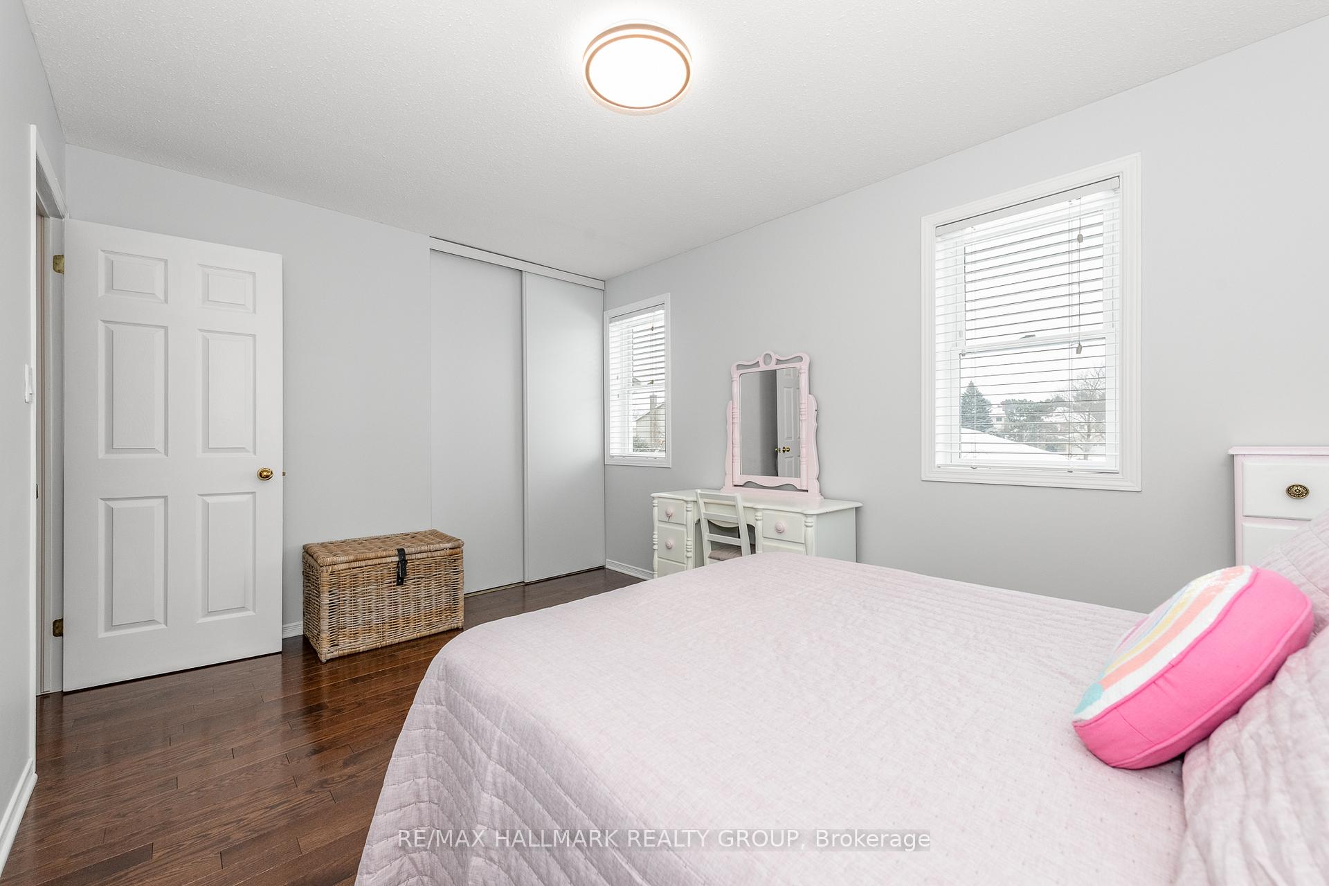 Photo 25 of 47 Willow Glen Drive, Ottawa, Kanata - Bridlewood — HOMEH