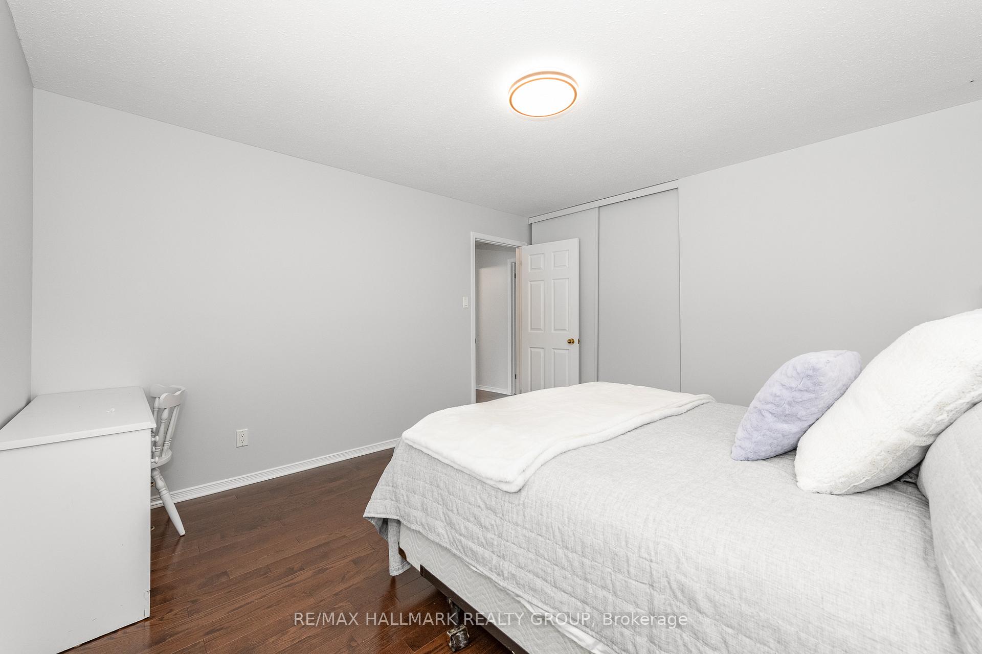 Photo 27 of 47 Willow Glen Drive, Ottawa, Kanata - Bridlewood — HOMEH