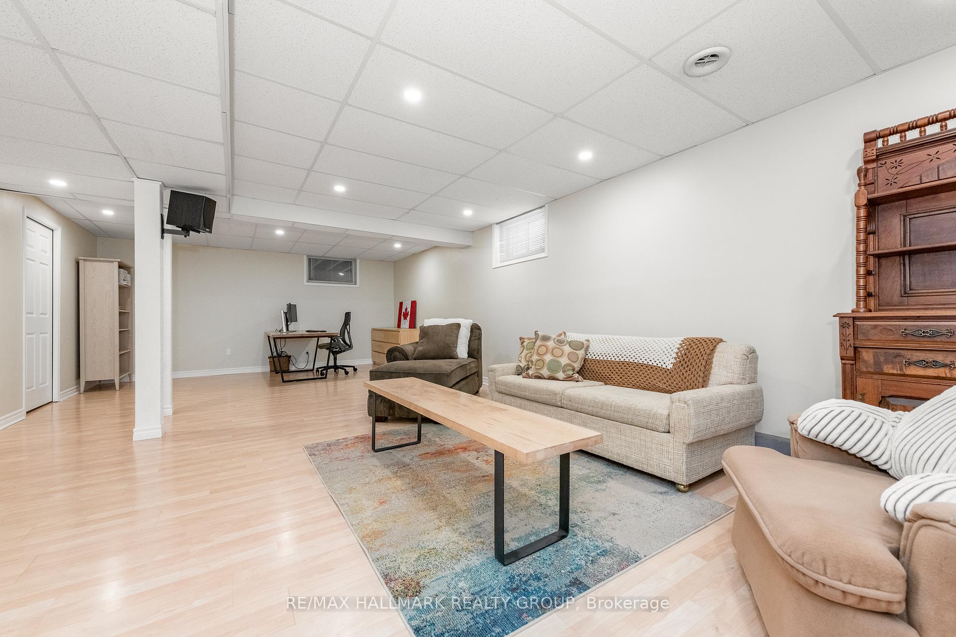 Photo 30 of 47 Willow Glen Drive, Ottawa, Kanata - Bridlewood — HOMEH