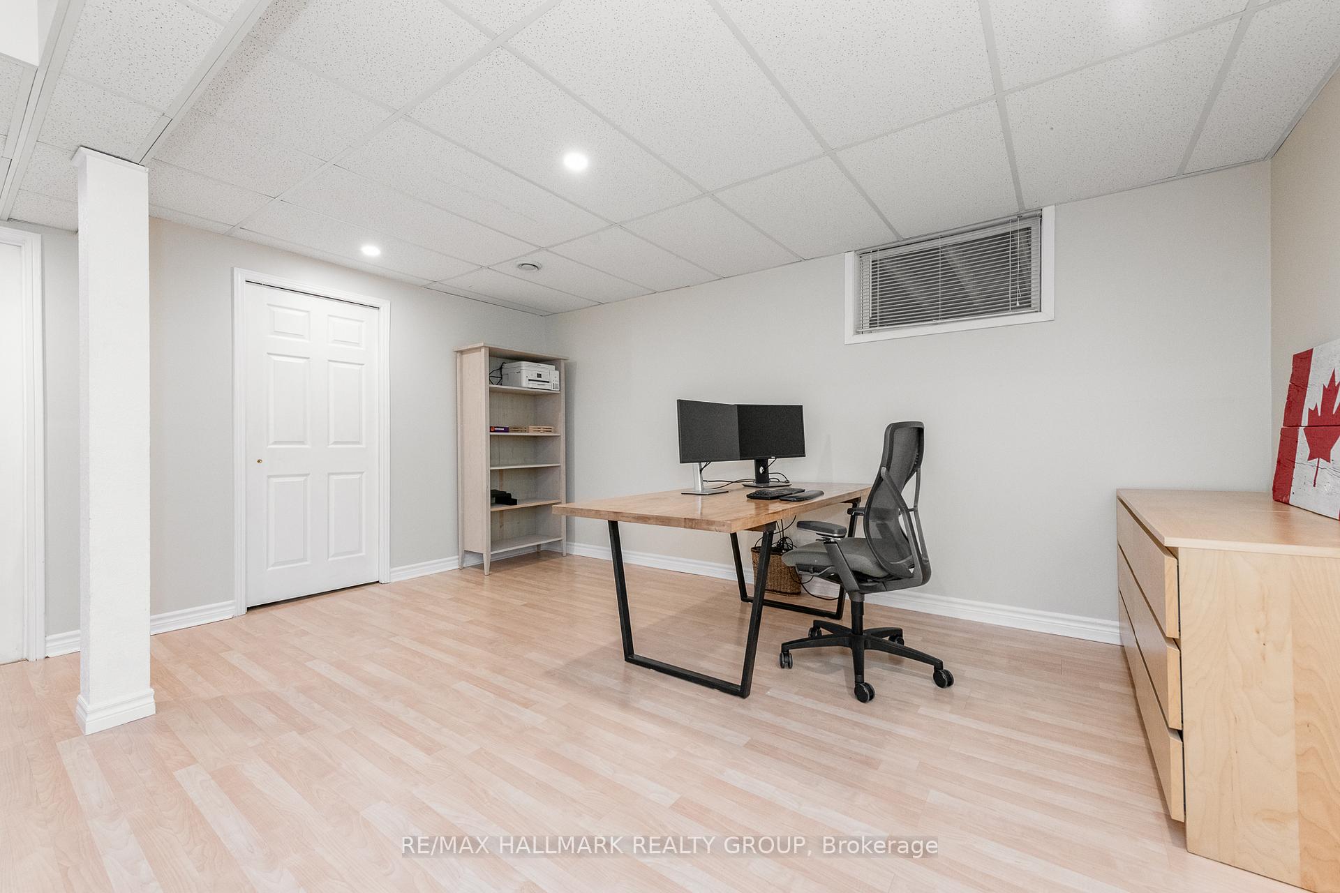 Photo 31 of 47 Willow Glen Drive, Ottawa, Kanata - Bridlewood — HOMEH