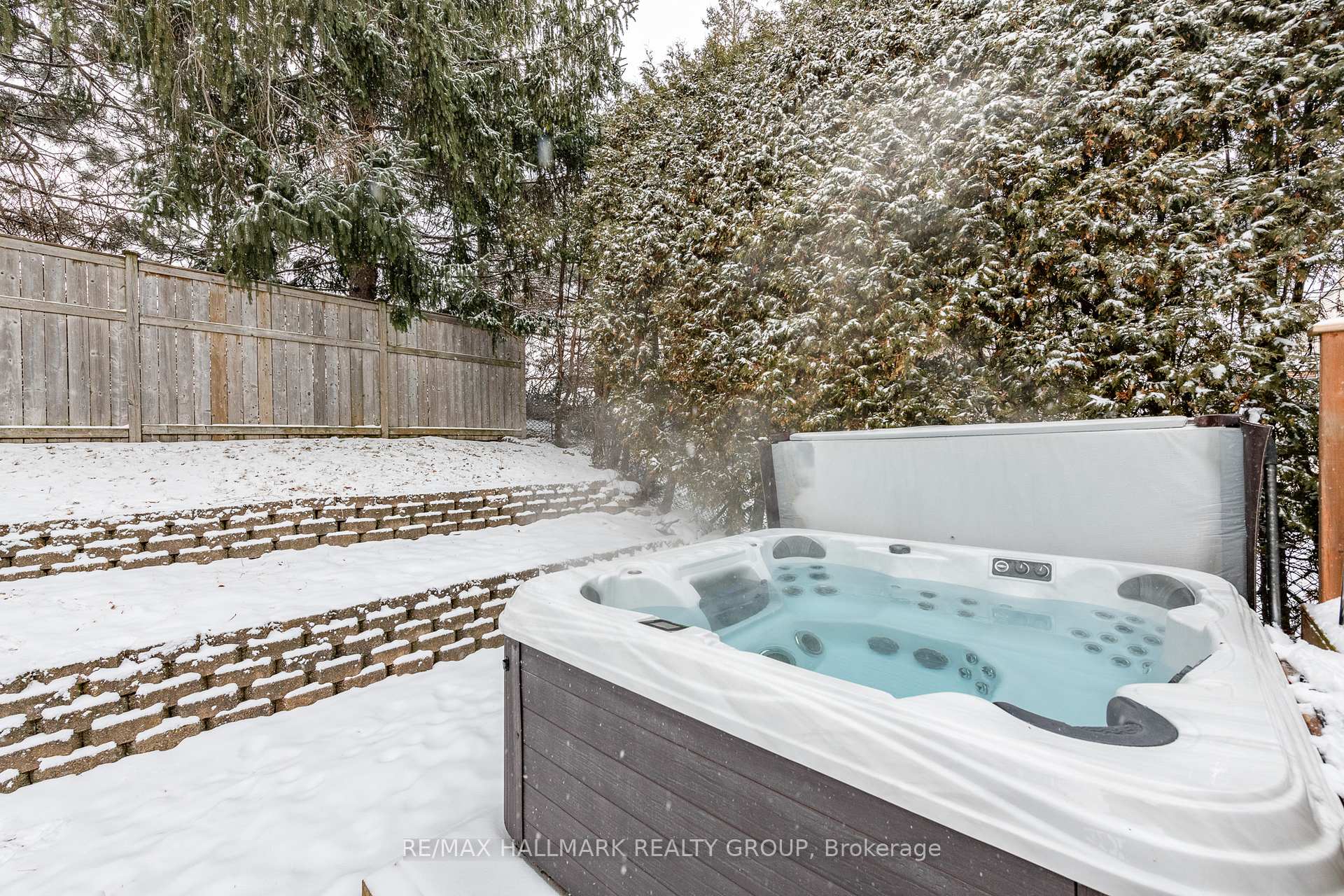 Photo 38 of 47 Willow Glen Drive, Ottawa, Kanata - Bridlewood — HOMEH