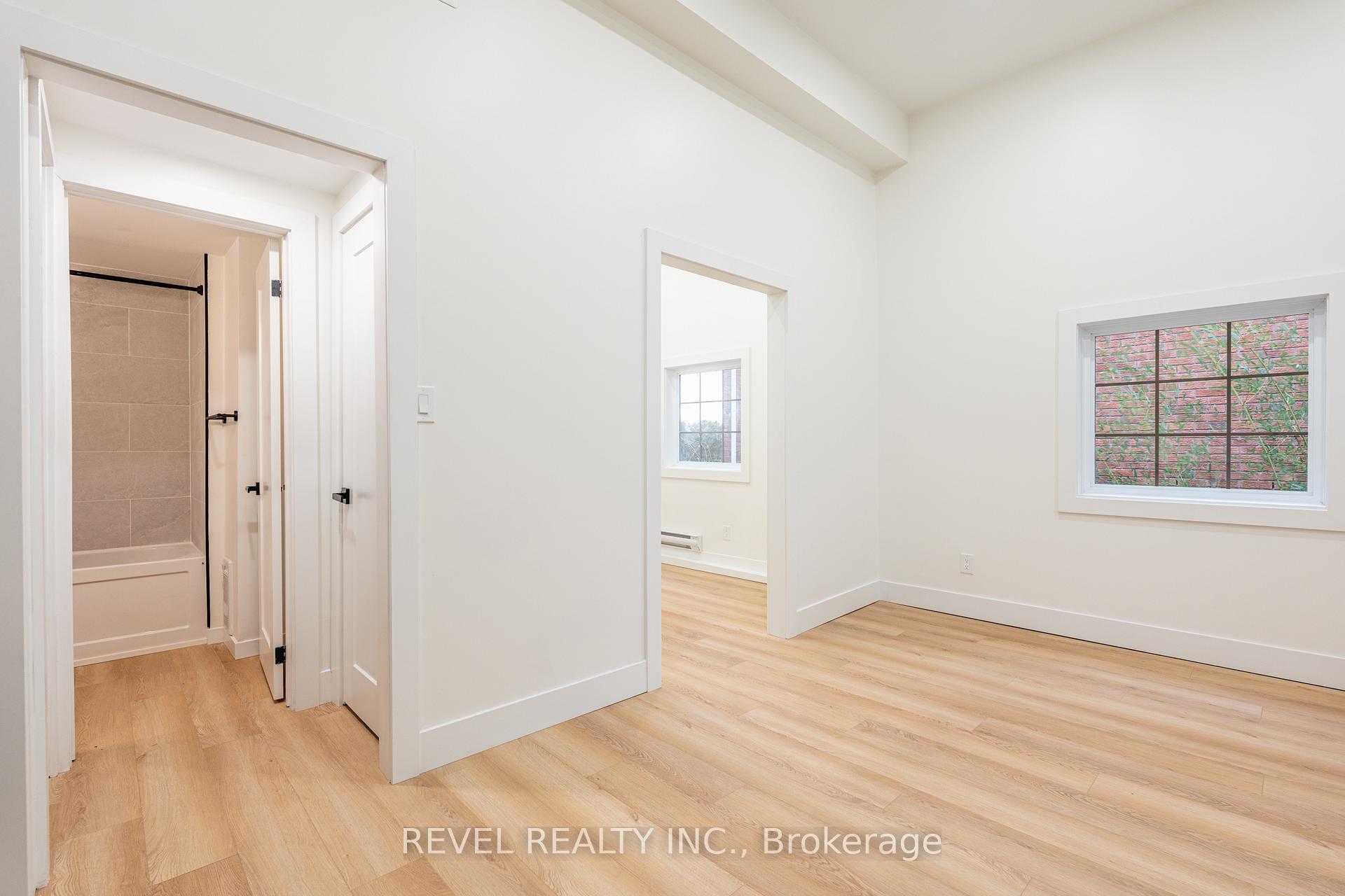 Photo 9 of Unit 3, 55 Stone Church Road E, Hamilton, Jerome — HOMEH