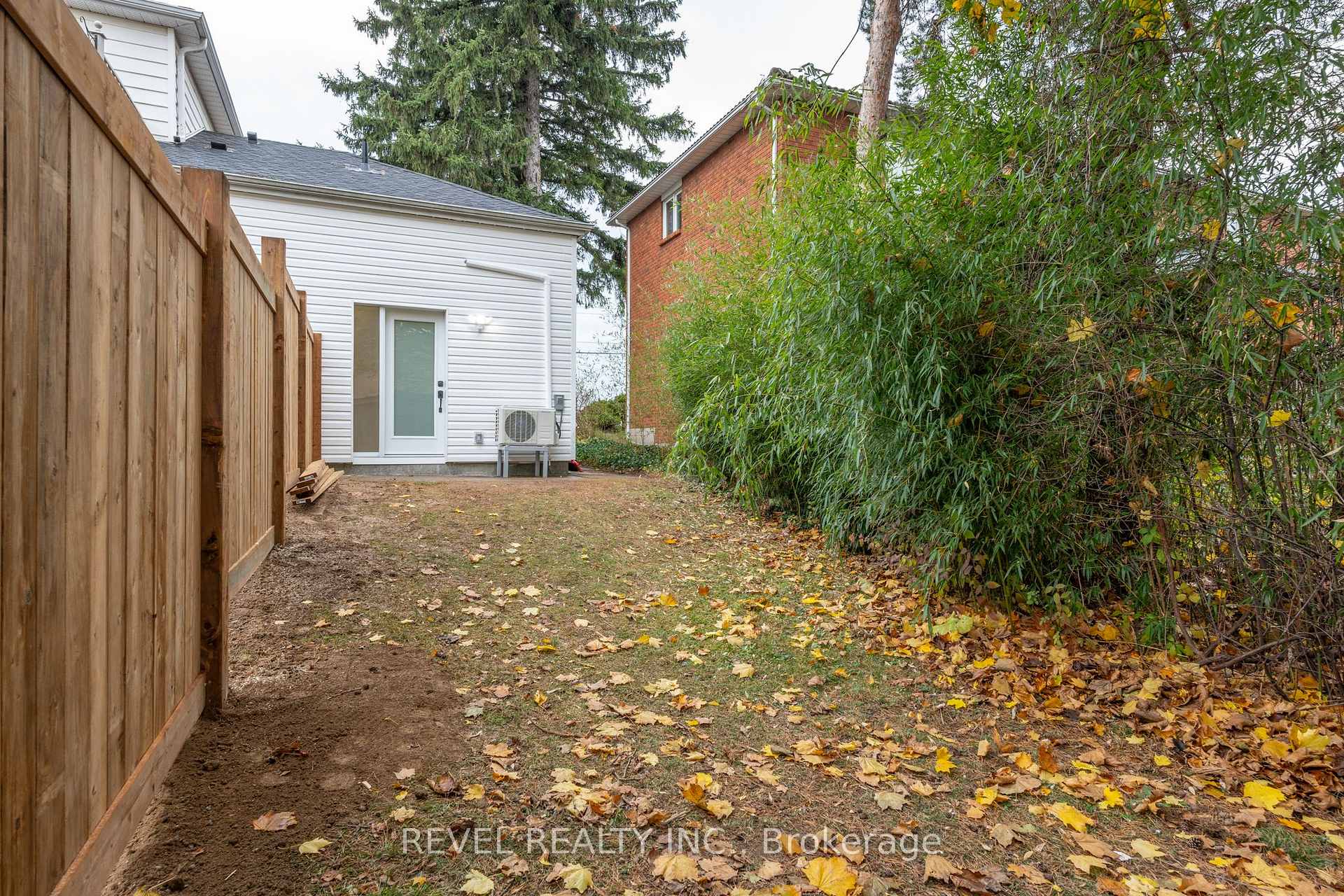 Photo 19 of Unit 3, 55 Stone Church Road E, Hamilton, Jerome — HOMEH