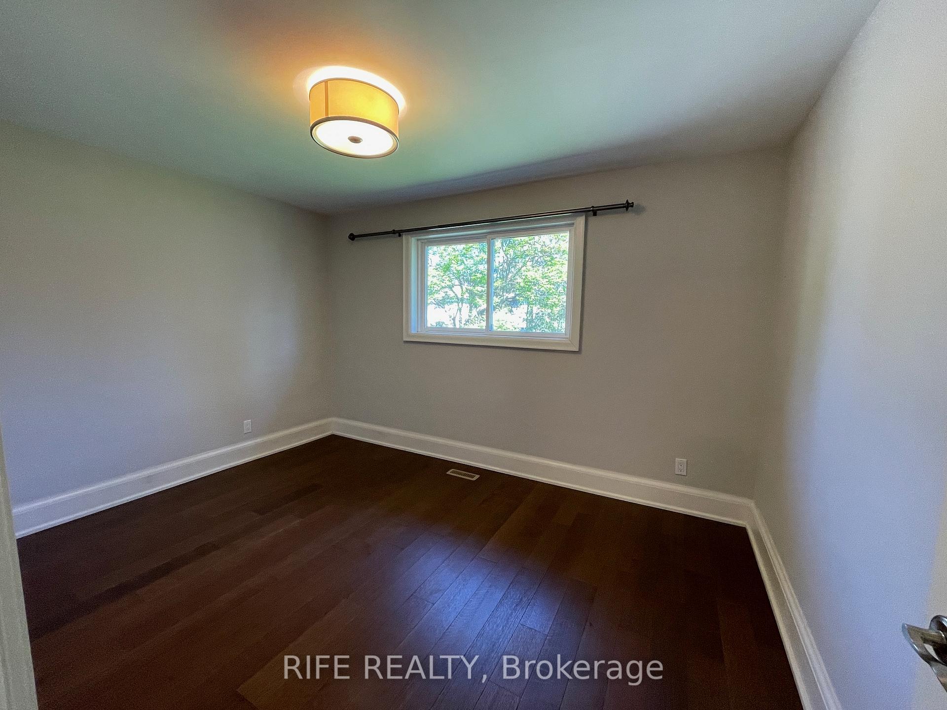 Photo 6 of 69 Fred Varley Drive, Markham, Unionville — HOMEH