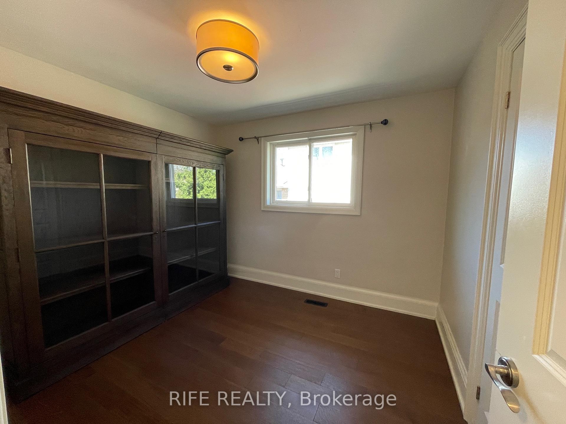 Photo 8 of 69 Fred Varley Drive, Markham, Unionville — HOMEH