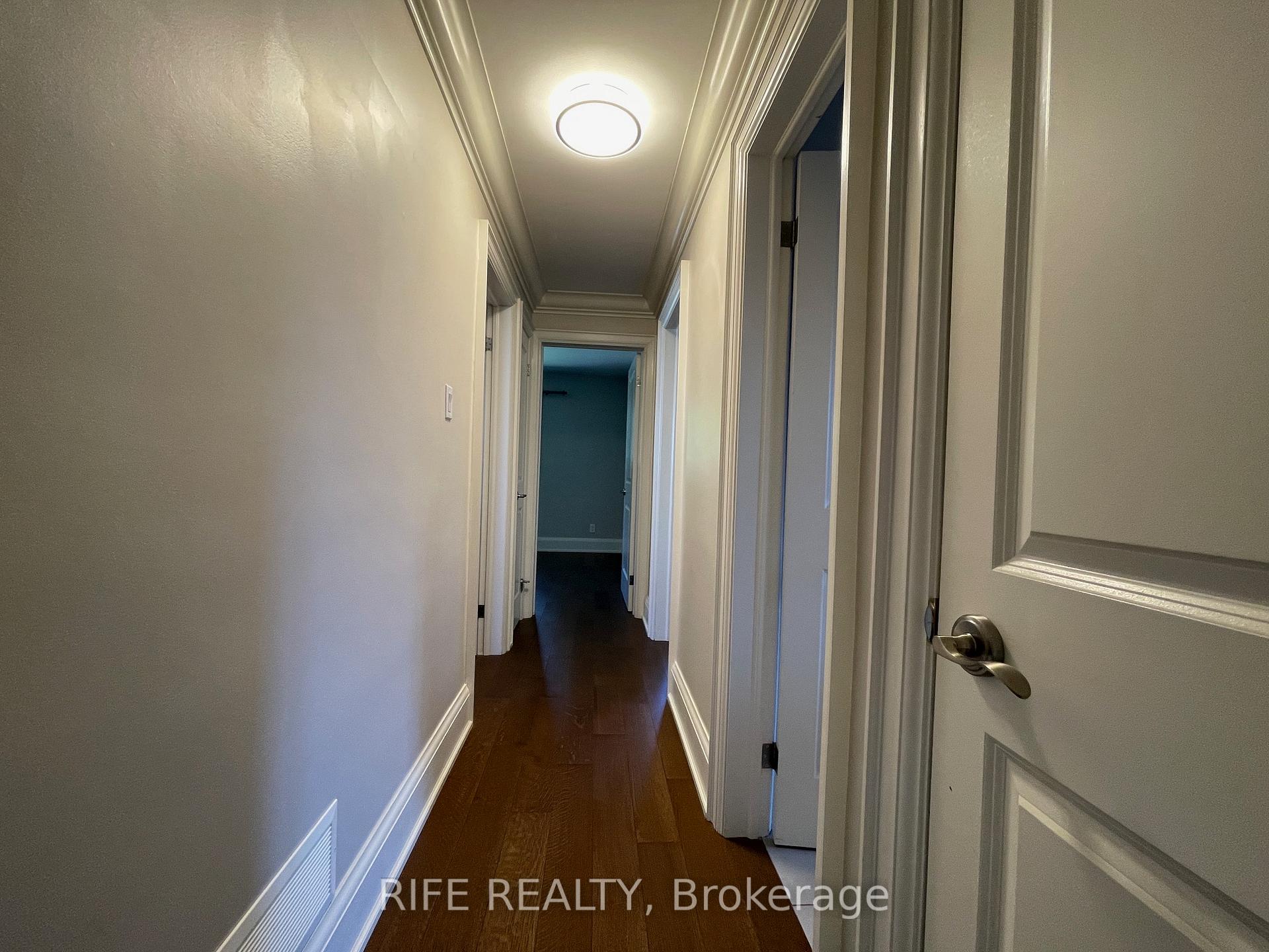 Photo 10 of 69 Fred Varley Drive, Markham, Unionville — HOMEH