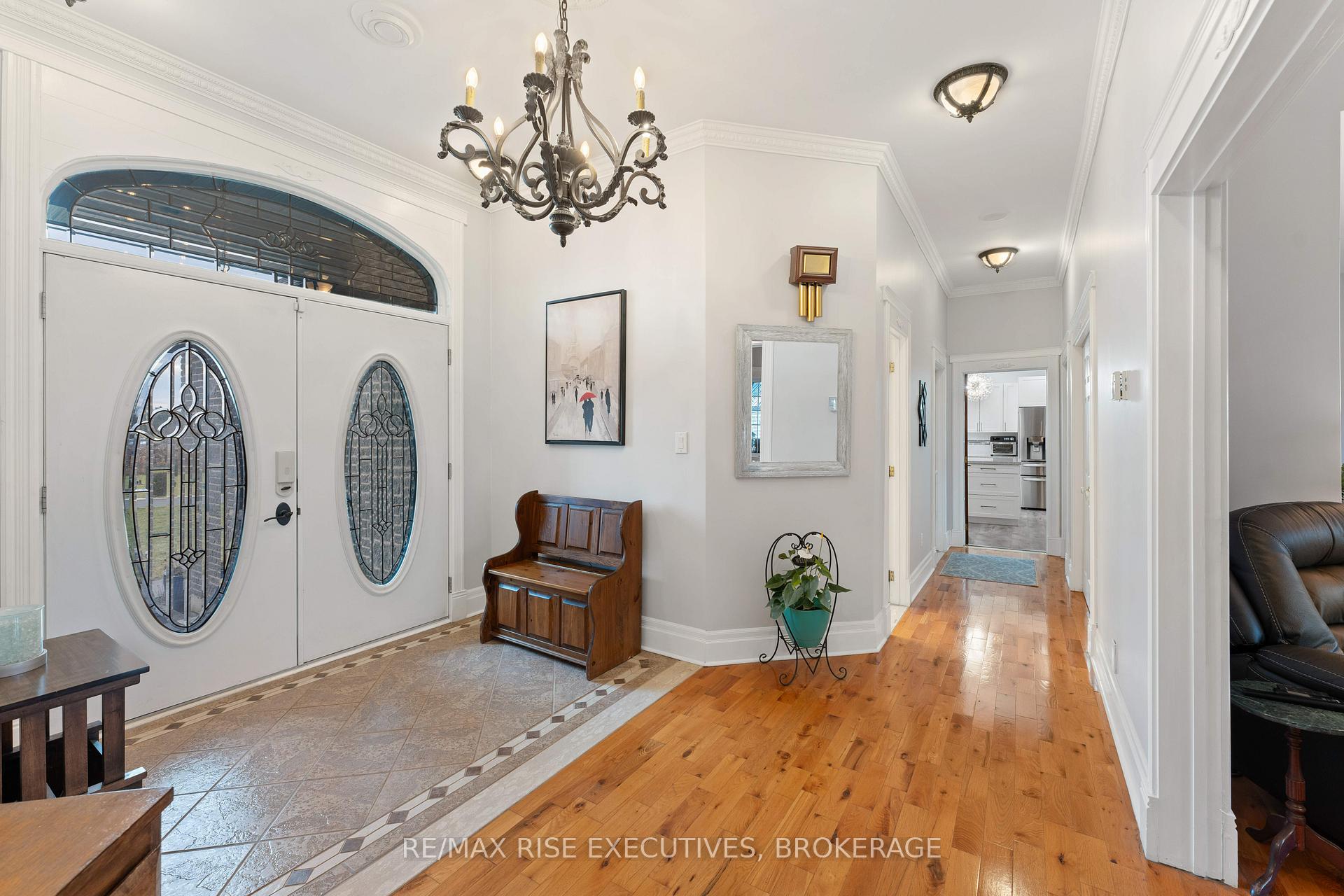 Photo 6 of 977 Sunnyside Road, Kingston, City North of 401 — HOMEH