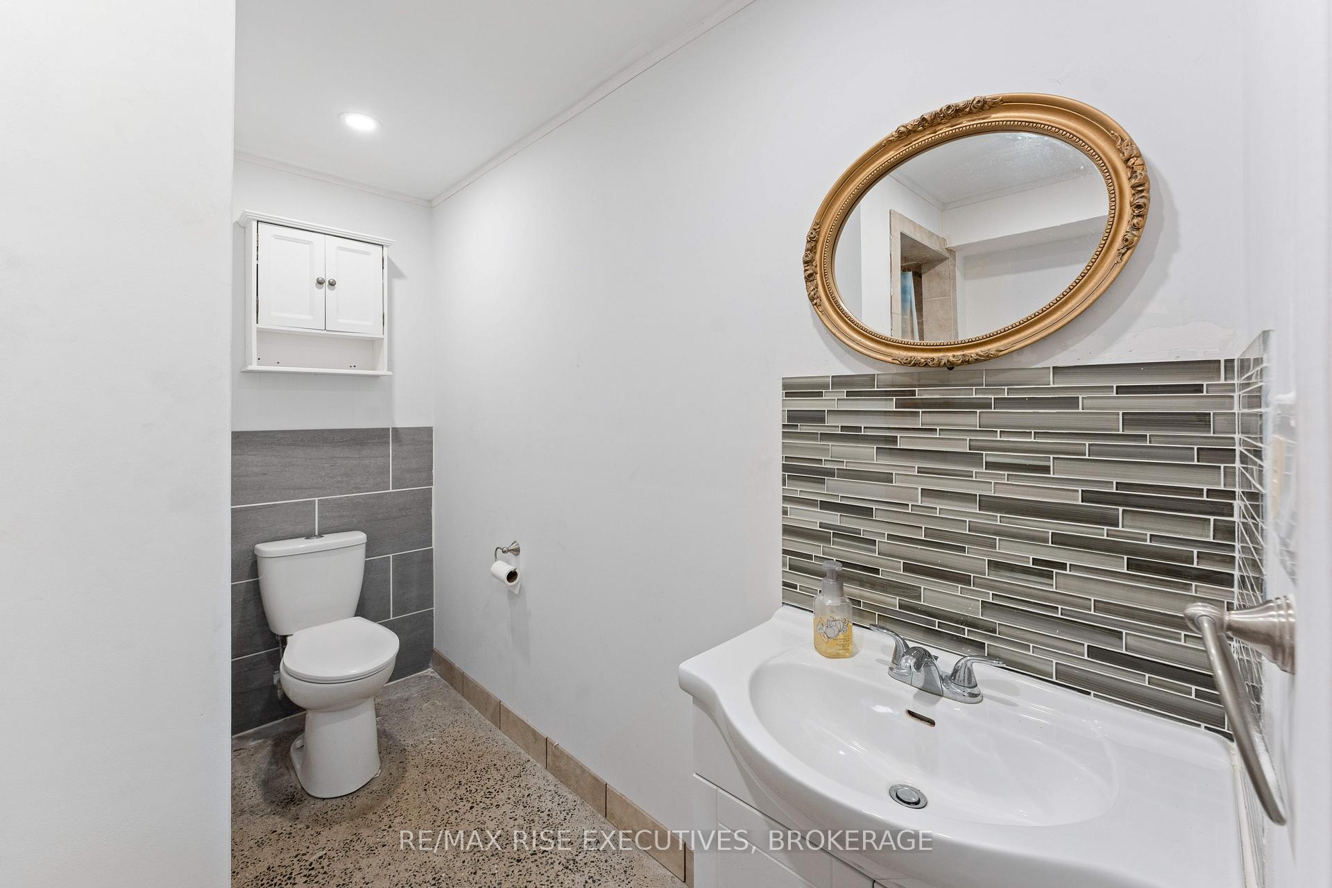 Photo 29 of 977 Sunnyside Road, Kingston, City North of 401 — HOMEH