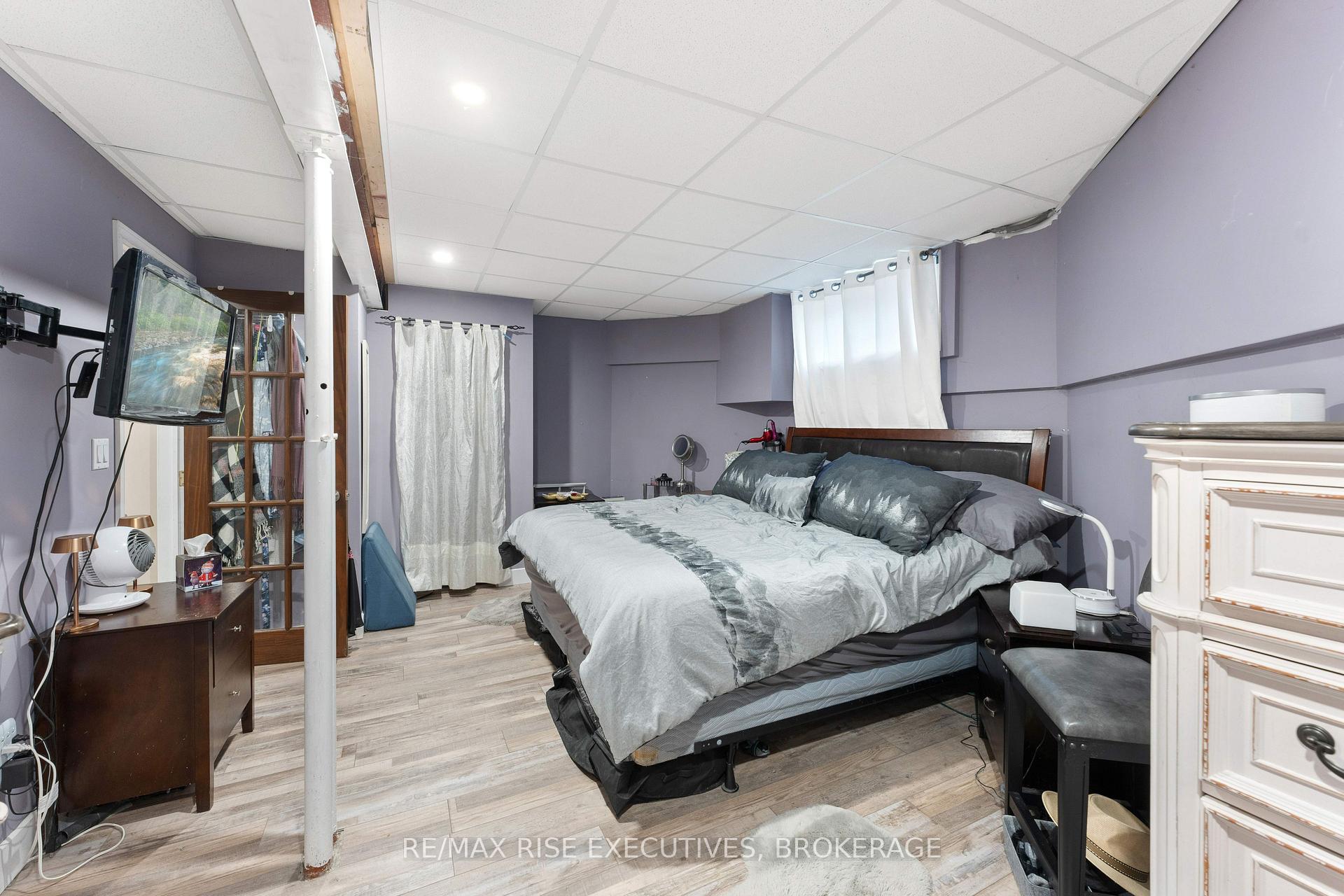 Photo 33 of 977 Sunnyside Road, Kingston, City North of 401 — HOMEH