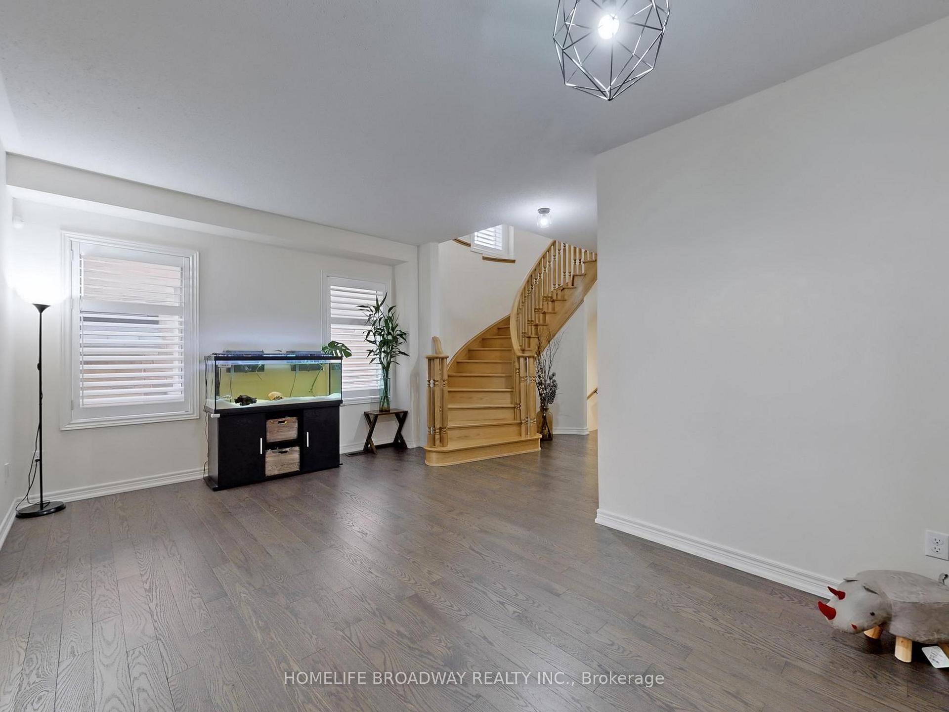 Photo 7 of 382 Wilfred Murison Avenue, Markham, Berczy — HOMEH