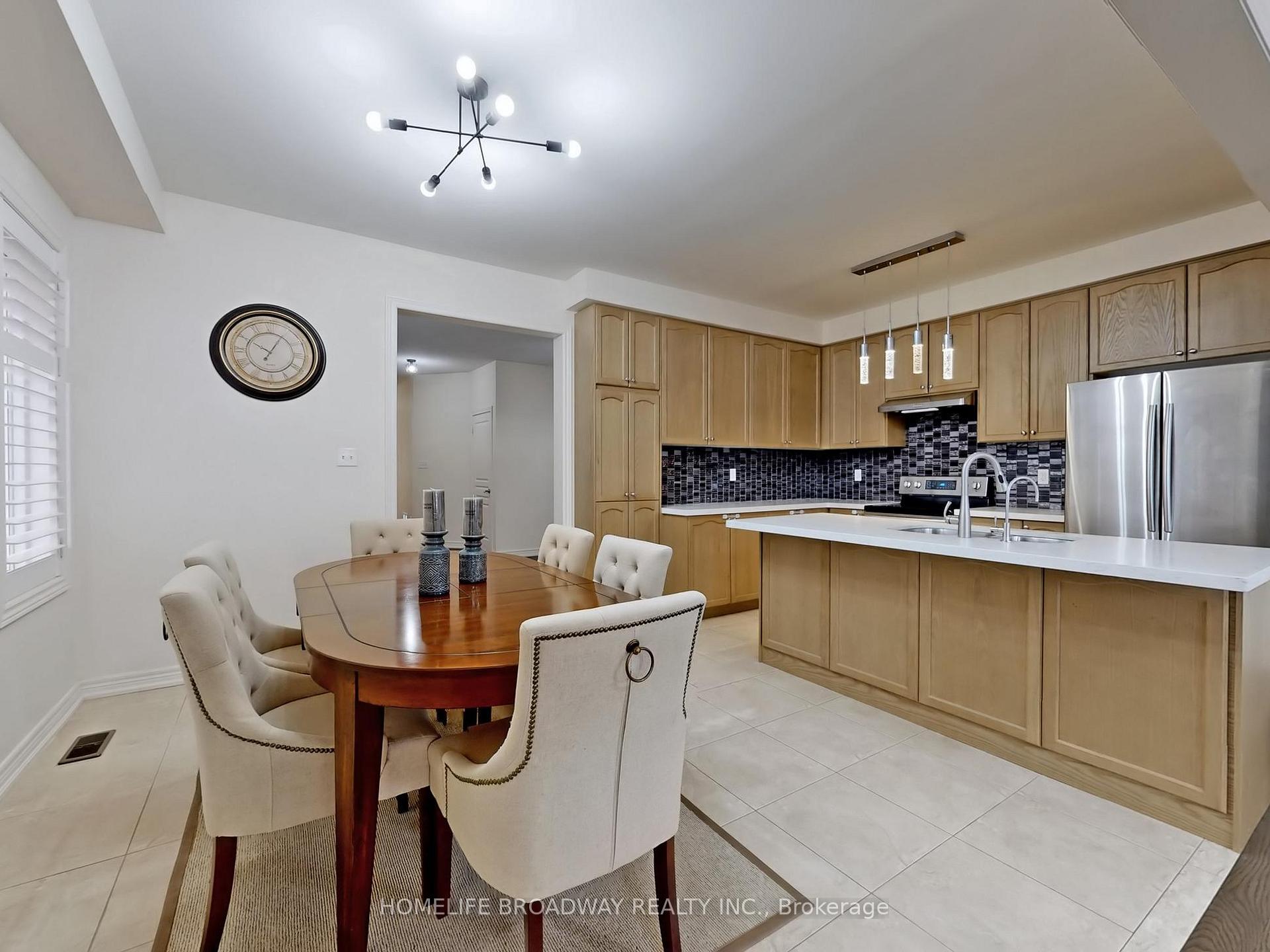 Photo 15 of 382 Wilfred Murison Avenue, Markham, Berczy — HOMEH