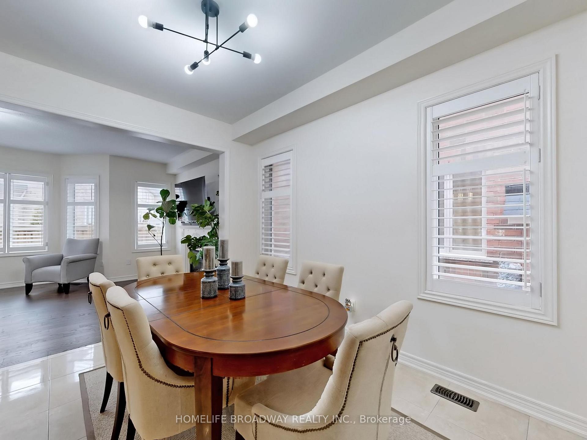 Photo 16 of 382 Wilfred Murison Avenue, Markham, Berczy — HOMEH