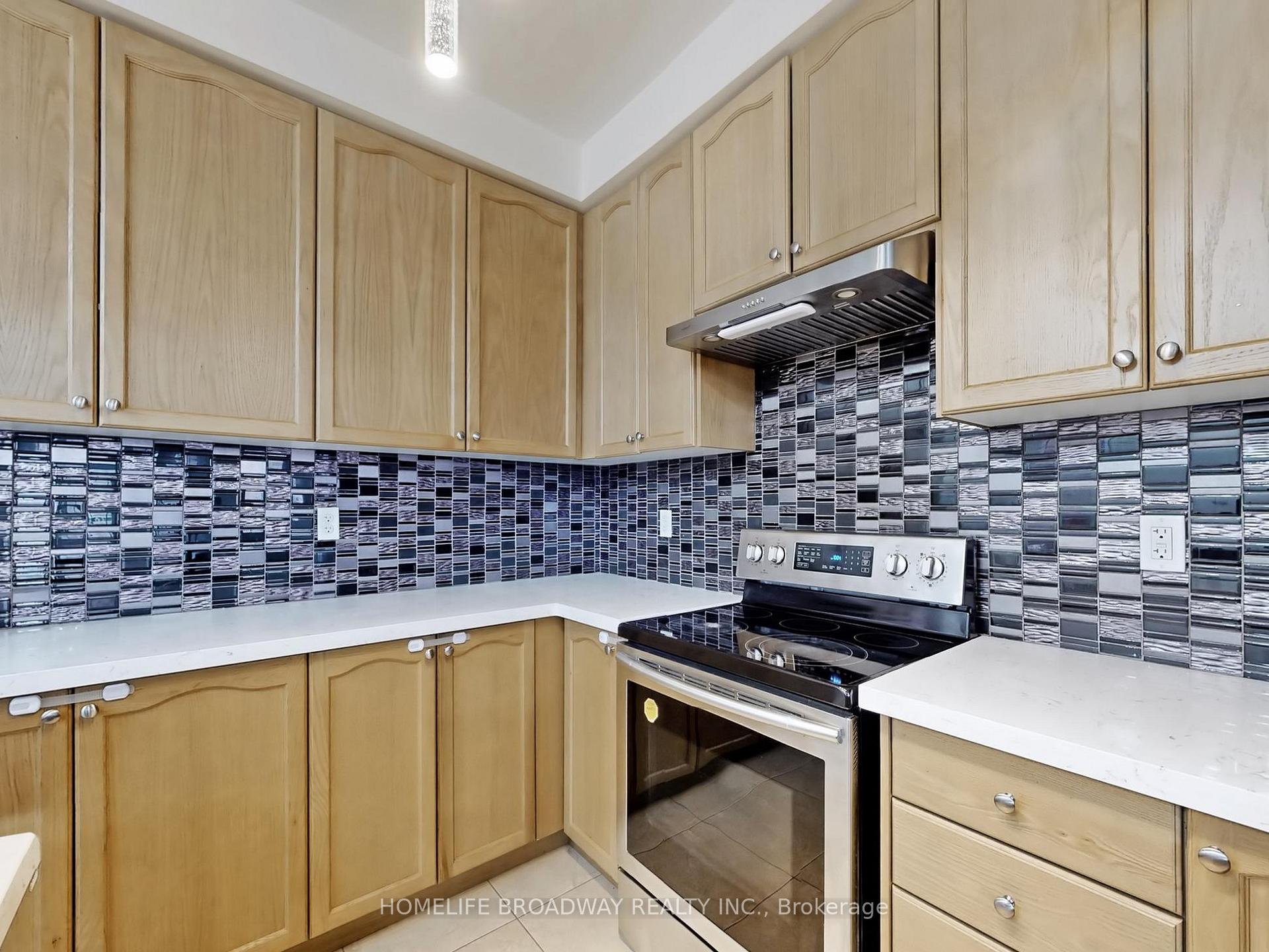 Photo 21 of 382 Wilfred Murison Avenue, Markham, Berczy — HOMEH