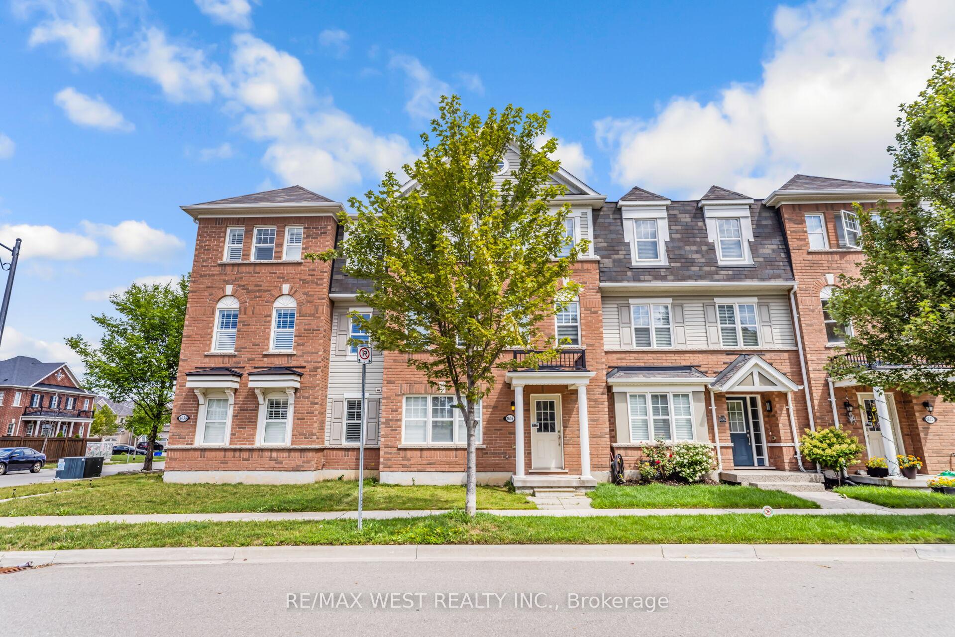 Front of 1636 Leblanc Court