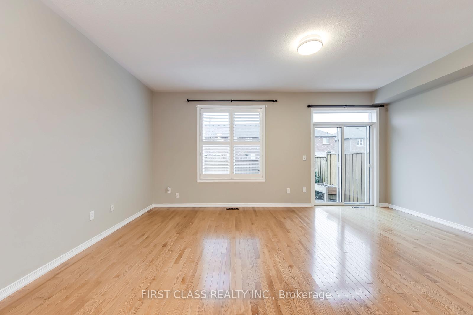 Photo 10 of Unit 39, 651 Farmstead Drive, Milton, Willmott — HOMEH