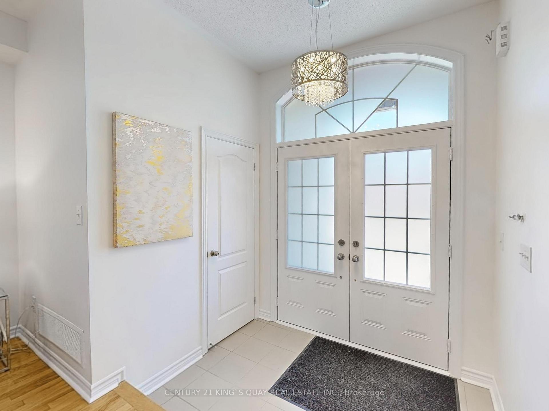 Photo 12 of 36 Vettese Court, Markham, Box Grove — HOMEH