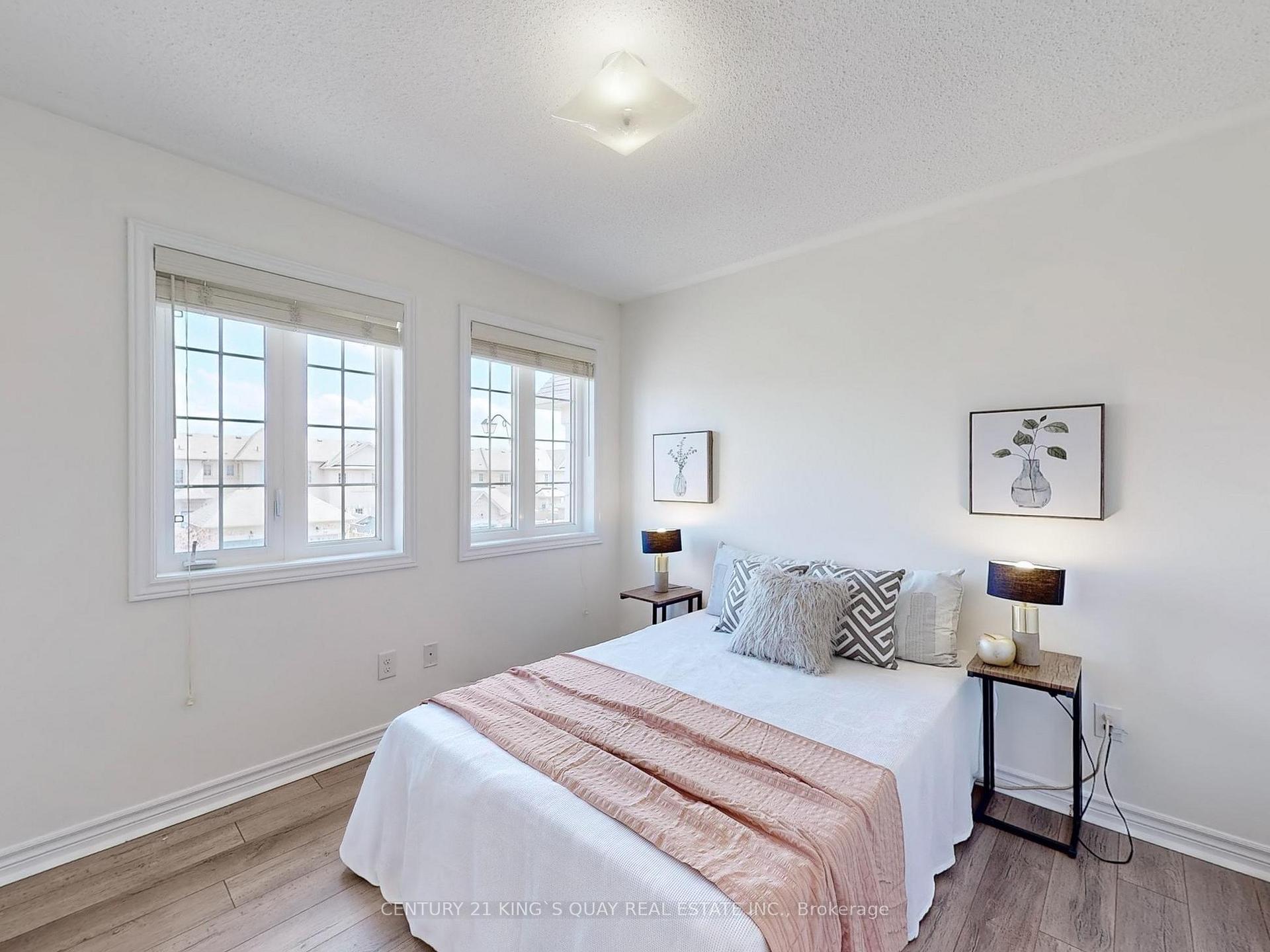 Photo 16 of 36 Vettese Court, Markham, Box Grove — HOMEH