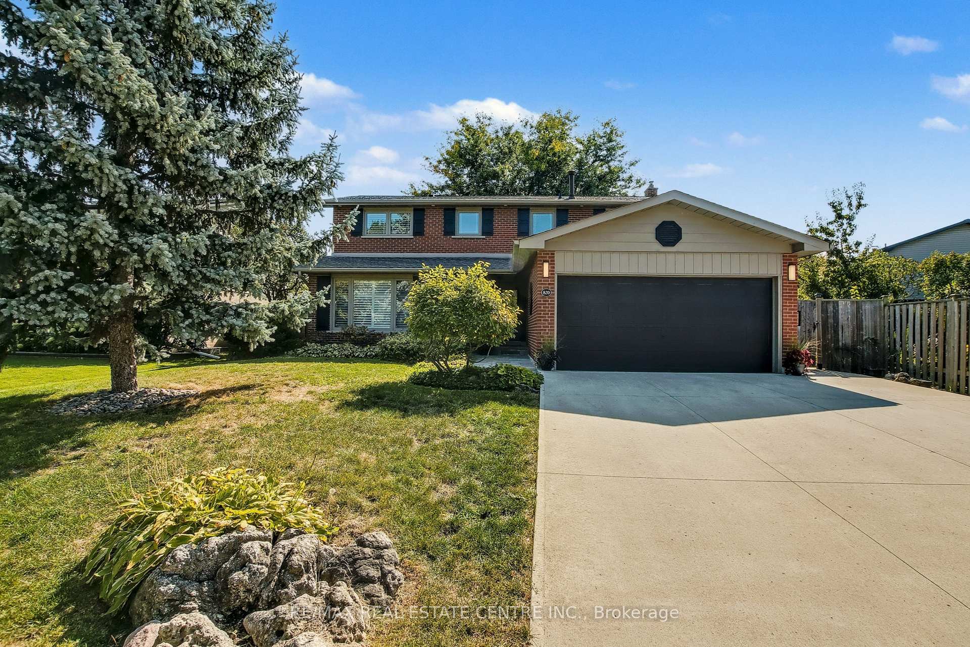 Photo 1 of 820 Hemlock Drive, Milton, Dorset Park — HOMEH