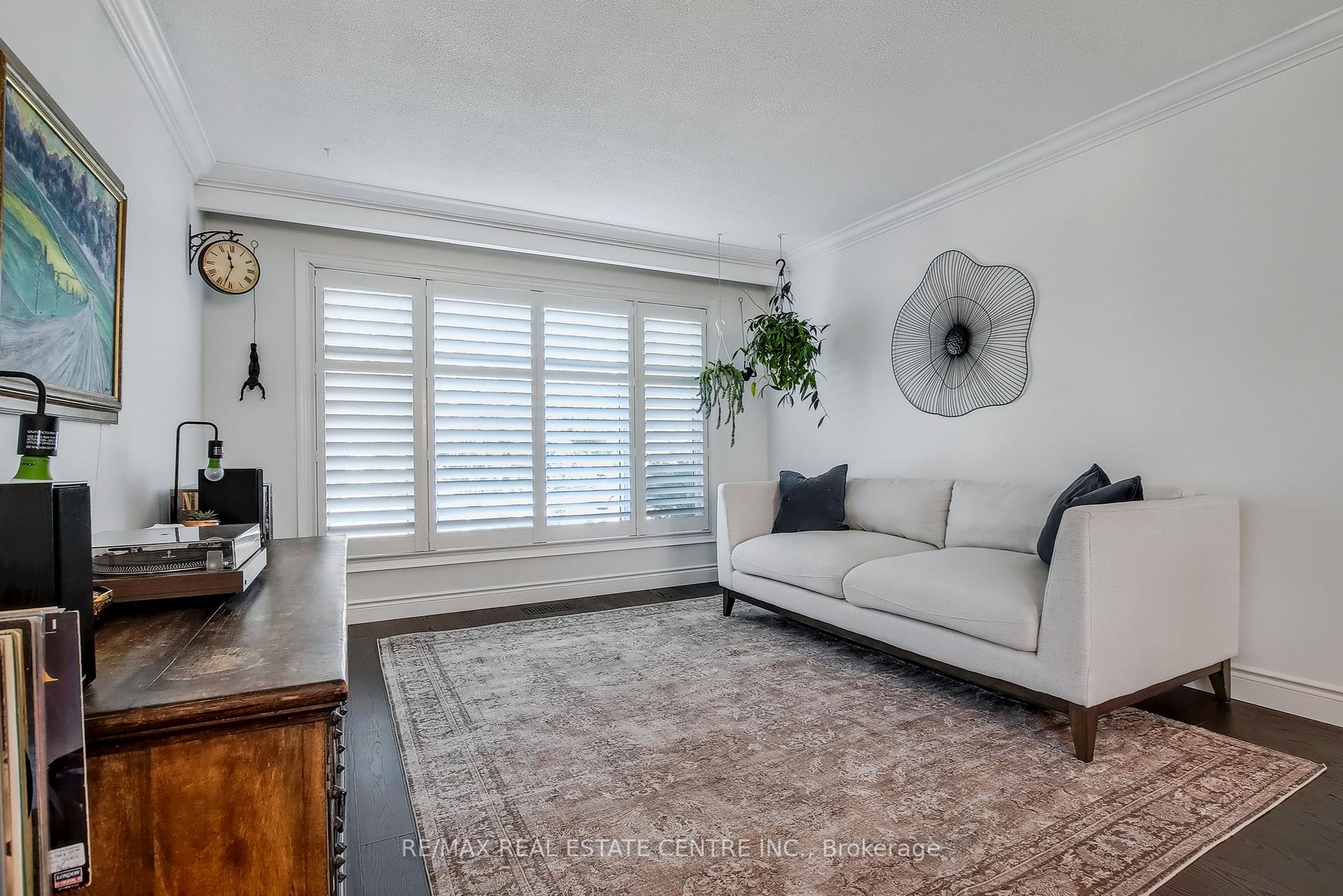 Photo 6 of 820 Hemlock Drive, Milton, Dorset Park — HOMEH