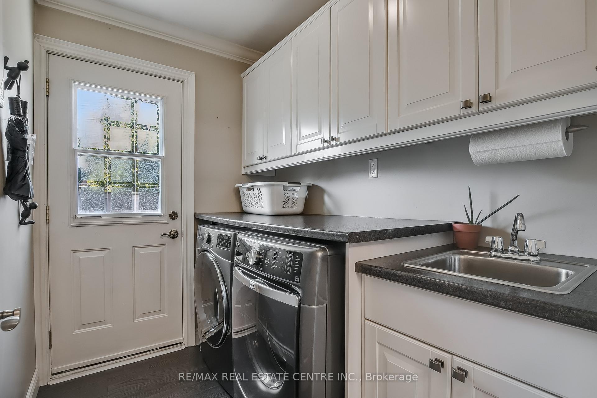 Photo 20 of 820 Hemlock Drive, Milton, Dorset Park — HOMEH