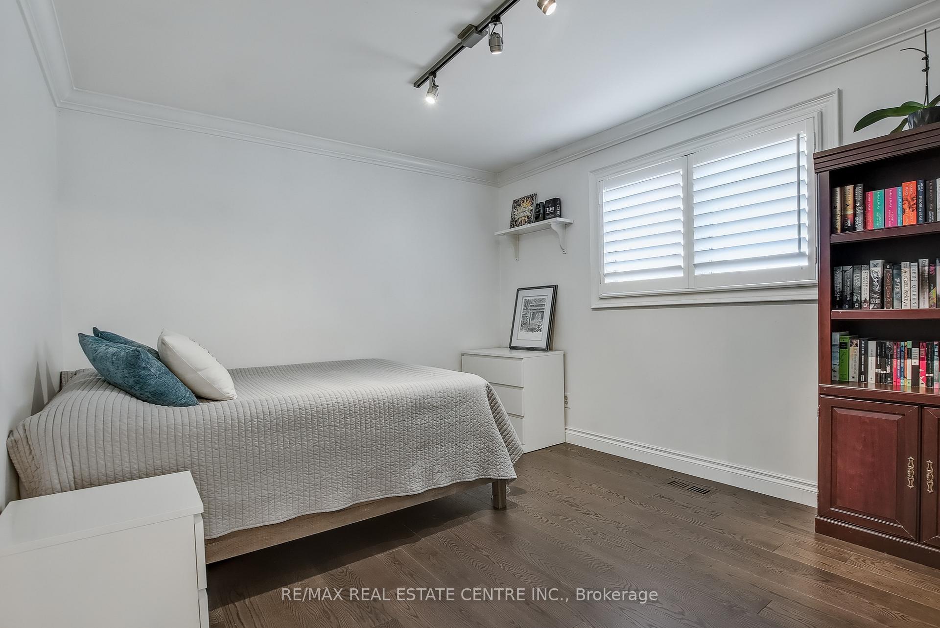 Photo 24 of 820 Hemlock Drive, Milton, Dorset Park — HOMEH