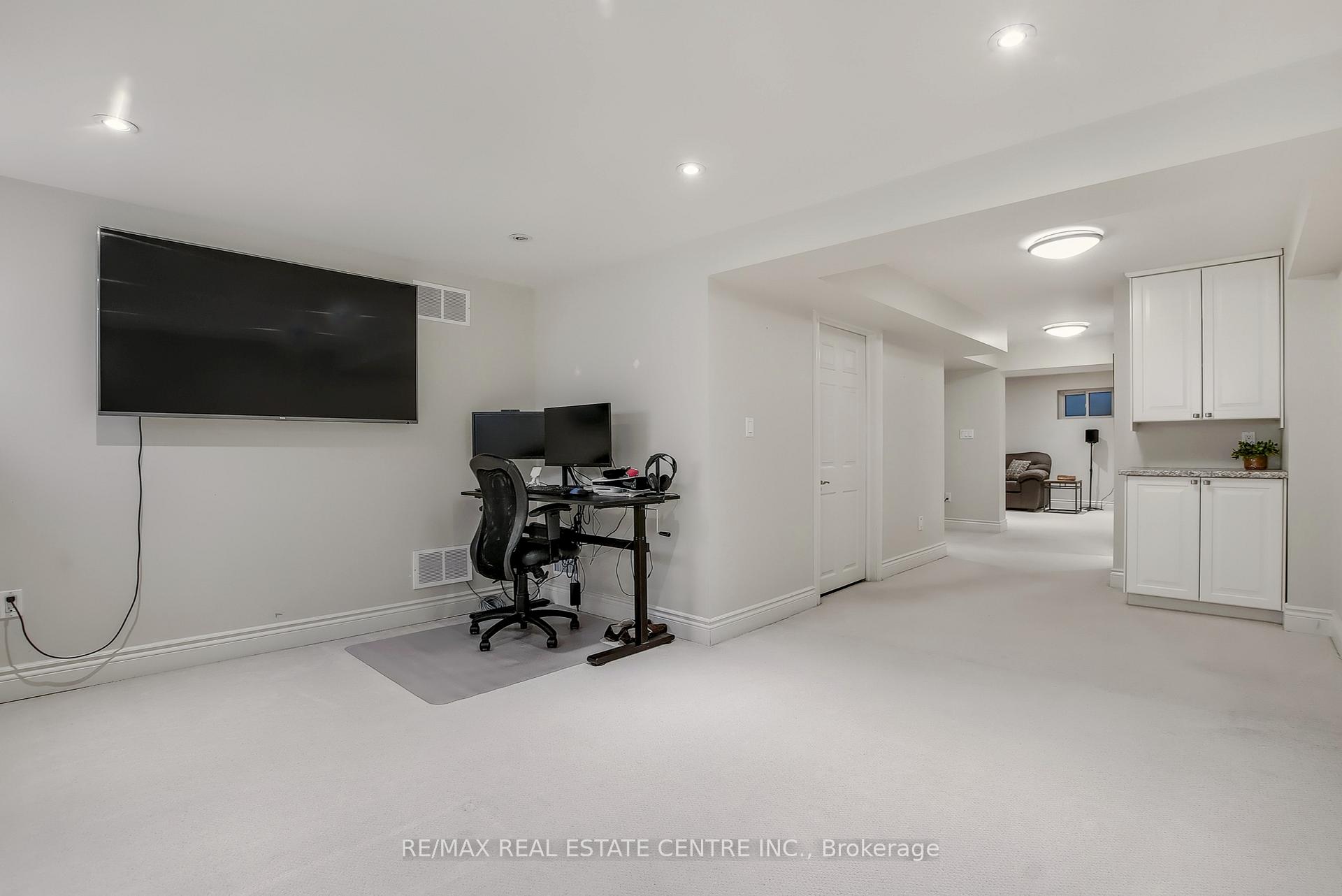 Photo 35 of 820 Hemlock Drive, Milton, Dorset Park — HOMEH