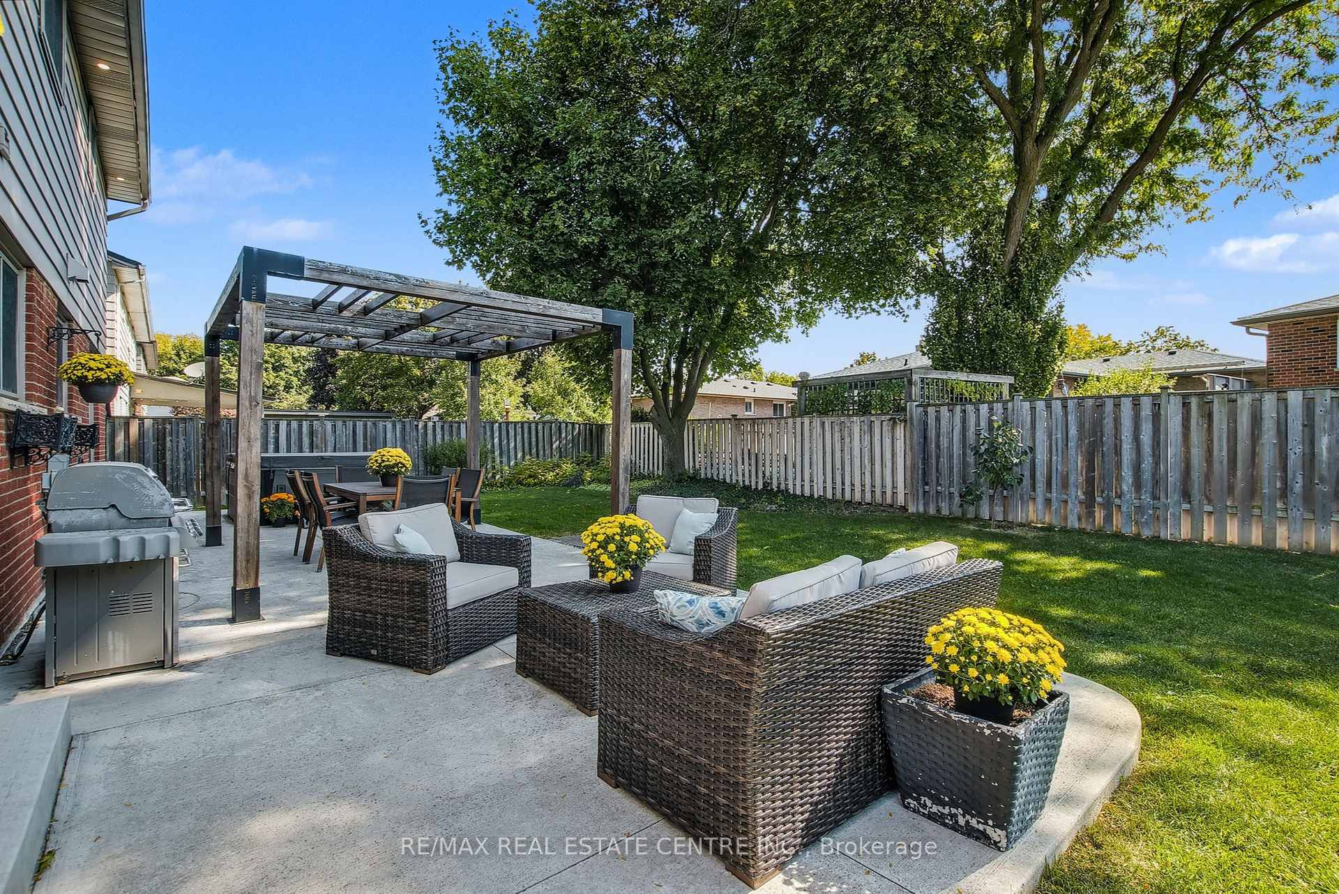 Photo 39 of 820 Hemlock Drive, Milton, Dorset Park — HOMEH